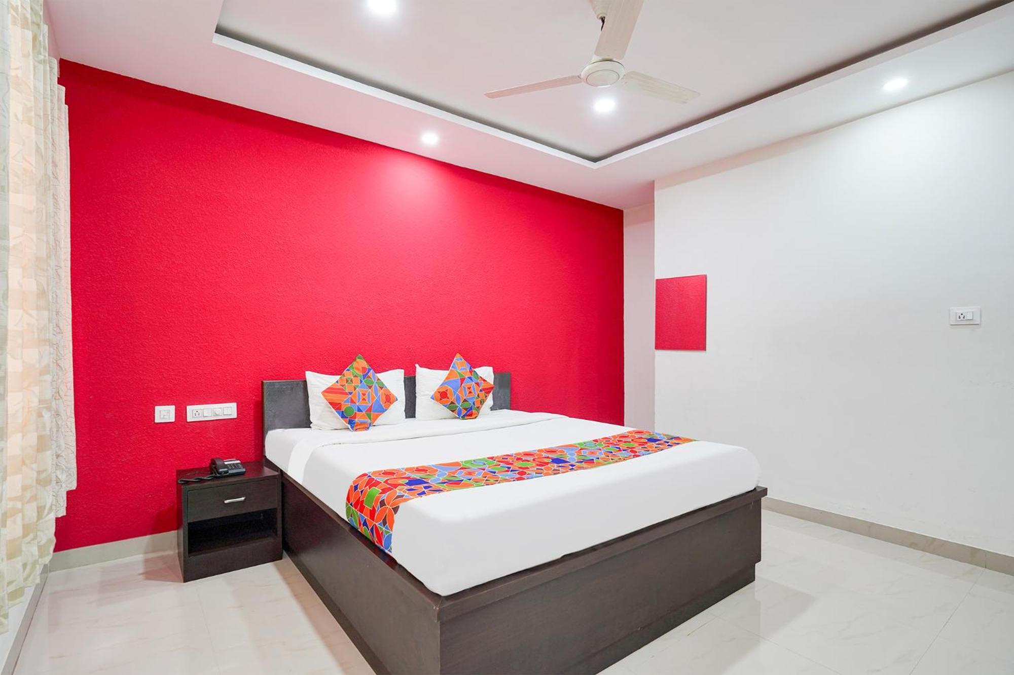 Hotel Fabhotel Atithi Residency