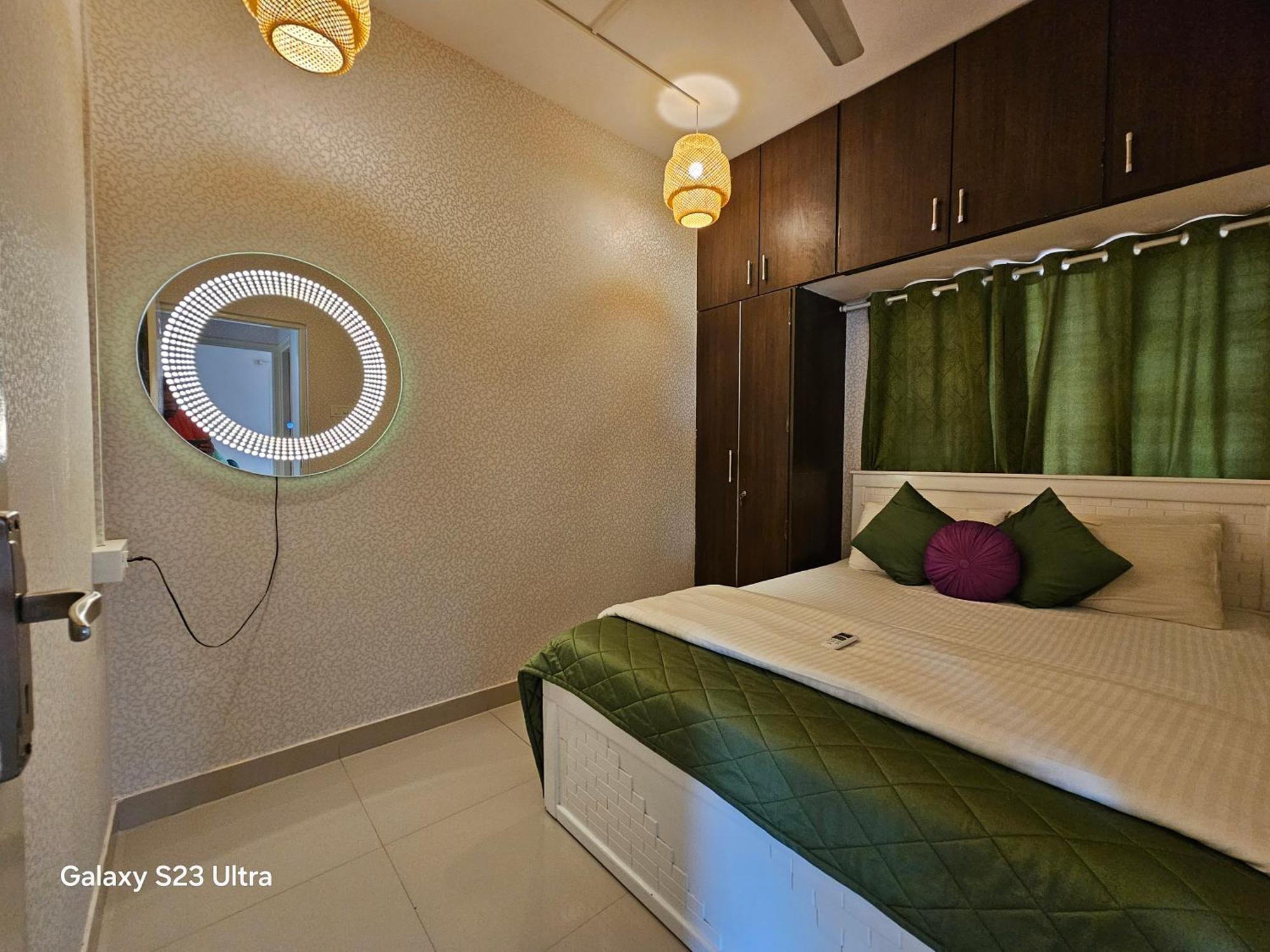 Art House- Ac Luxury Service * Bangalore