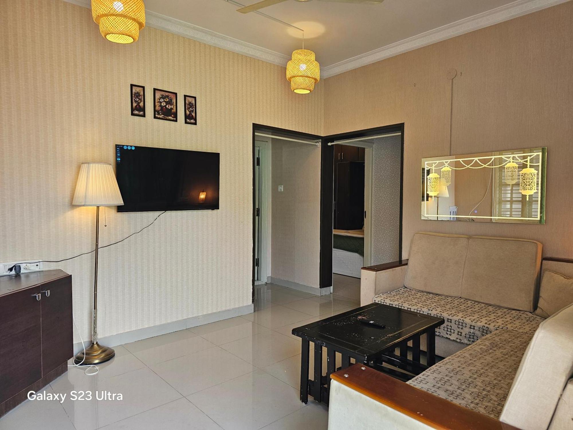 Art House- Ac Luxury Service Apartment Bangalore