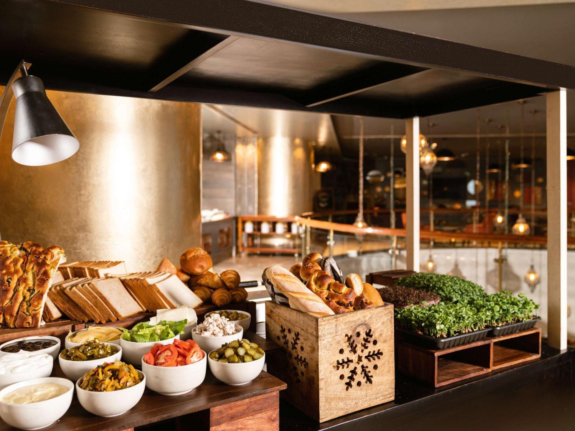 Grand Mercure At Gopalan Mall - An Accor Brand Hotel