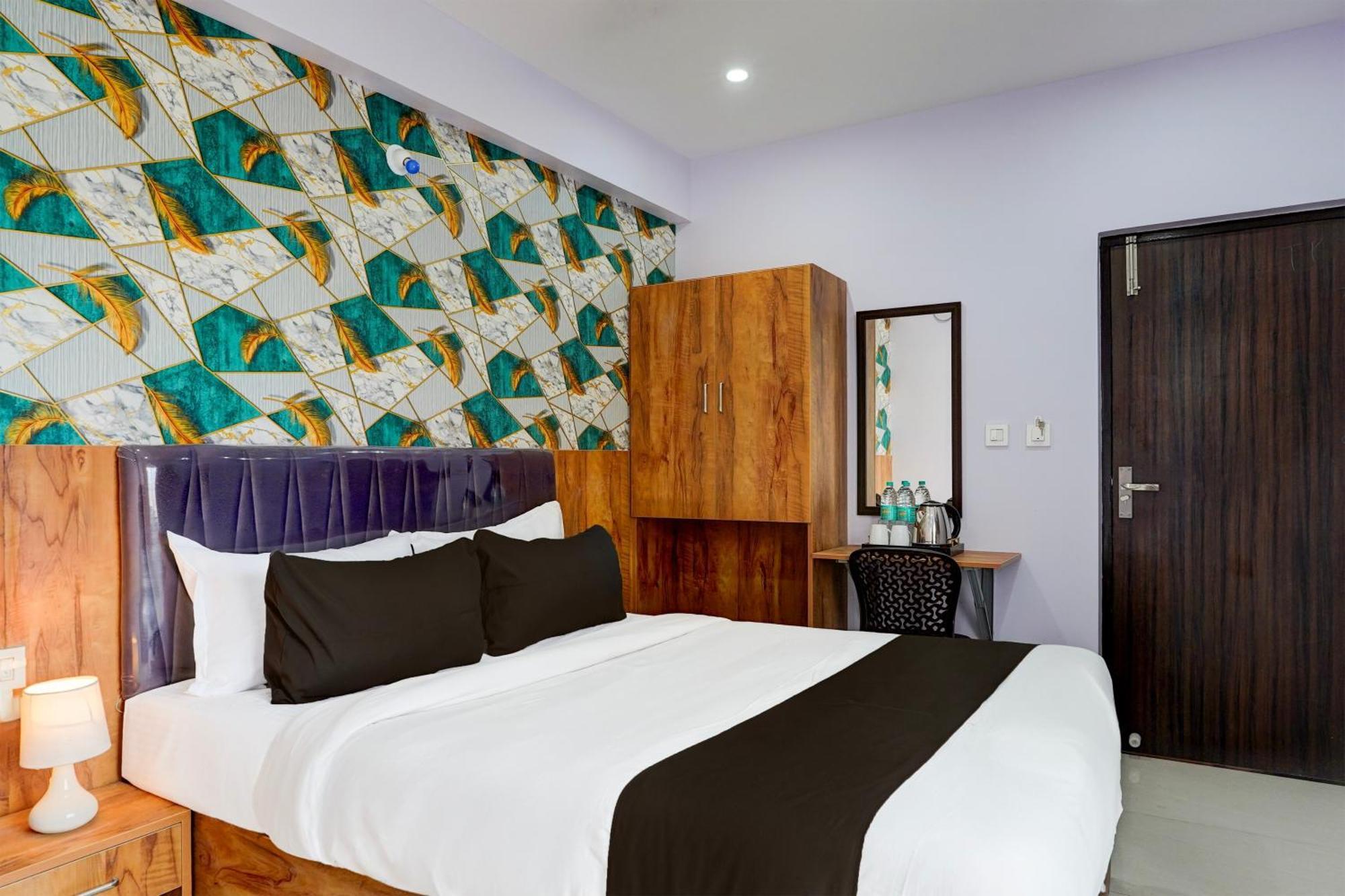 Hotel Fabexpress Golden Comforts