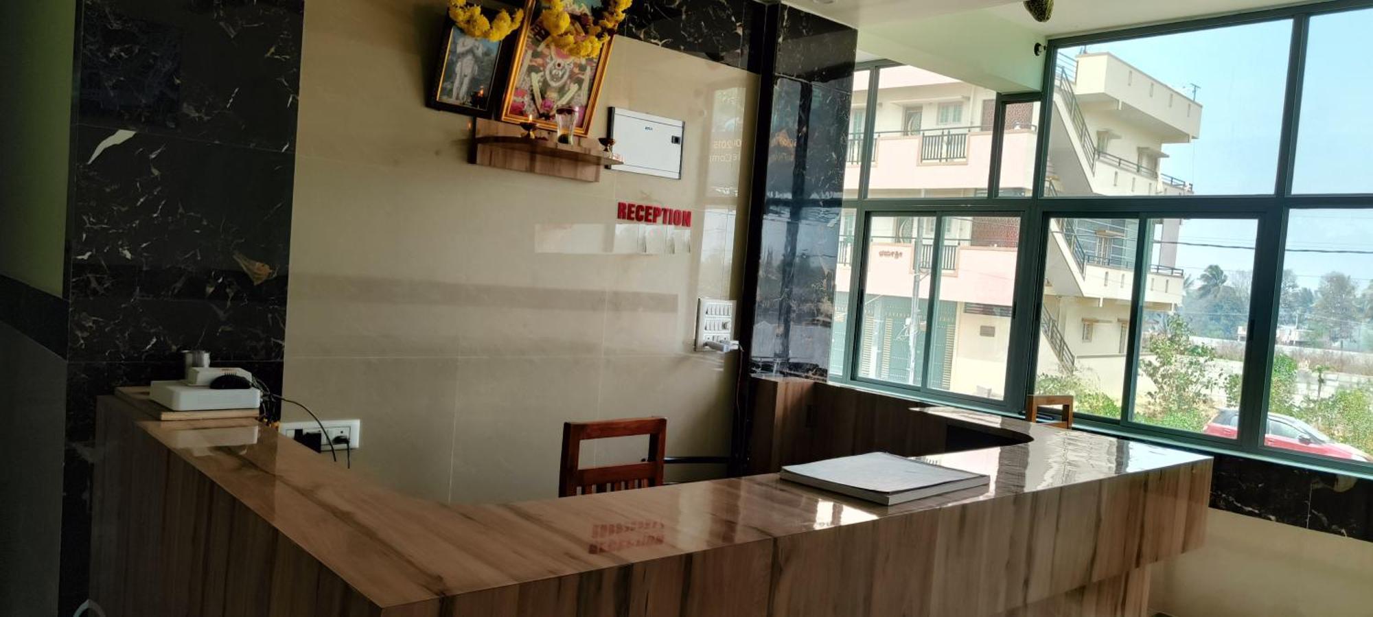 Pph Living Jai Maruthi Boarding & Hotel