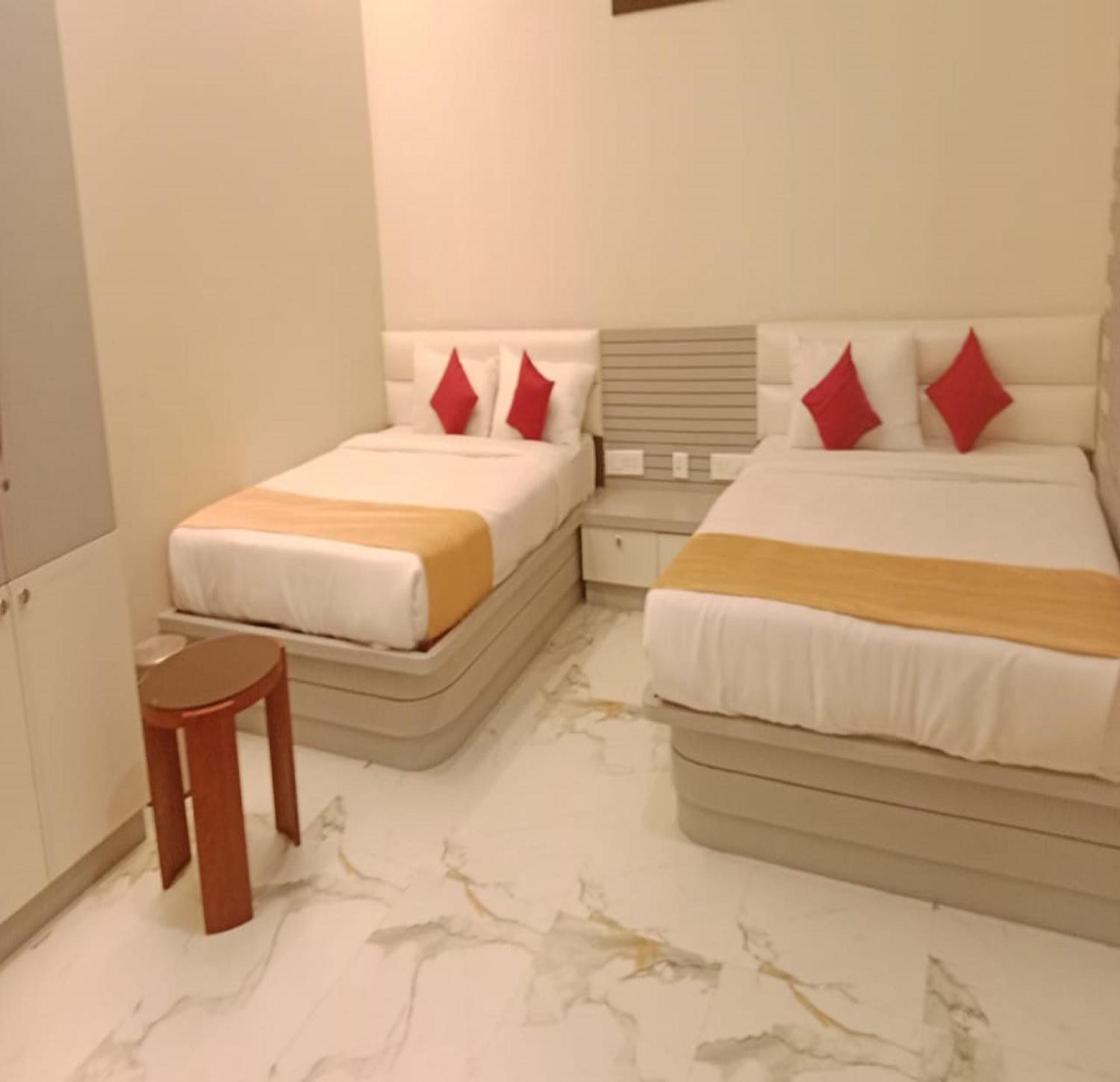 Sam Eden Hotel 2*