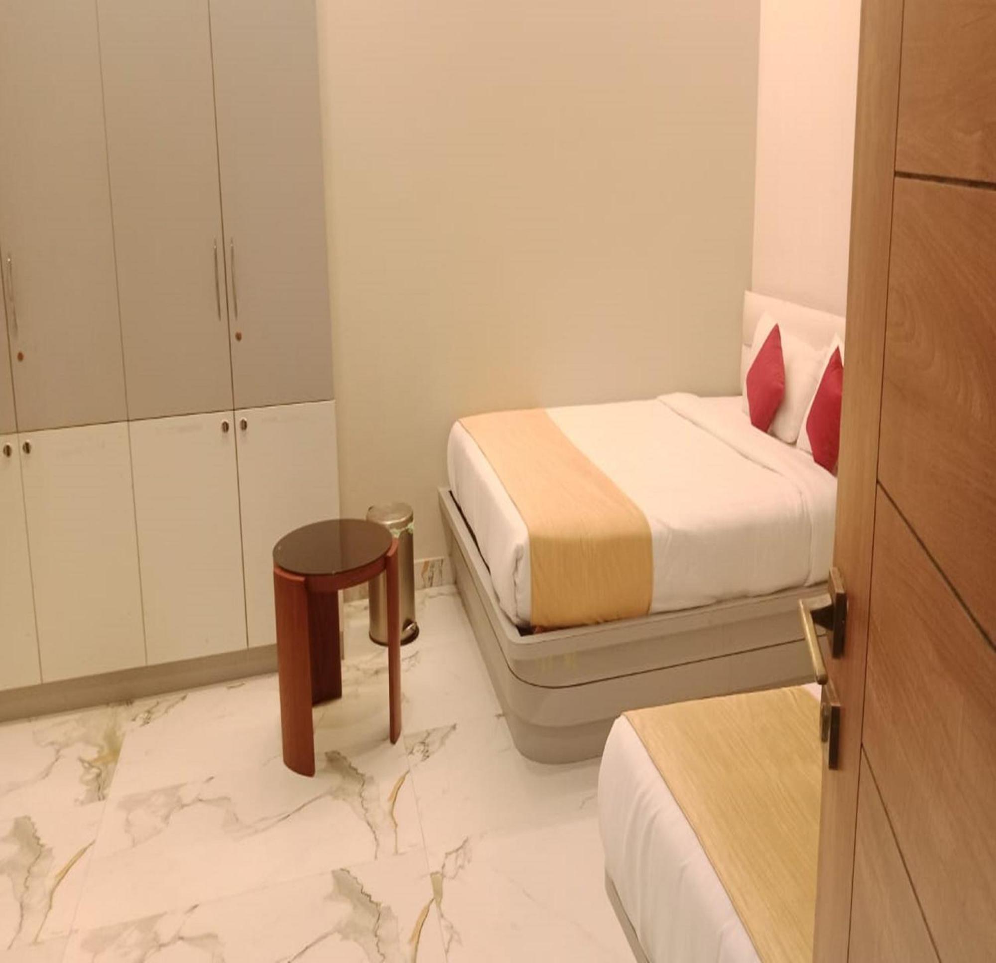 Hotel Sam Eden 2*
