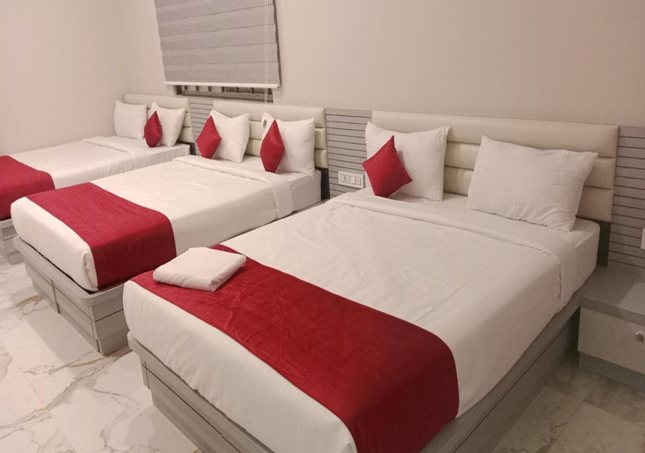 Sam Eden Hotel