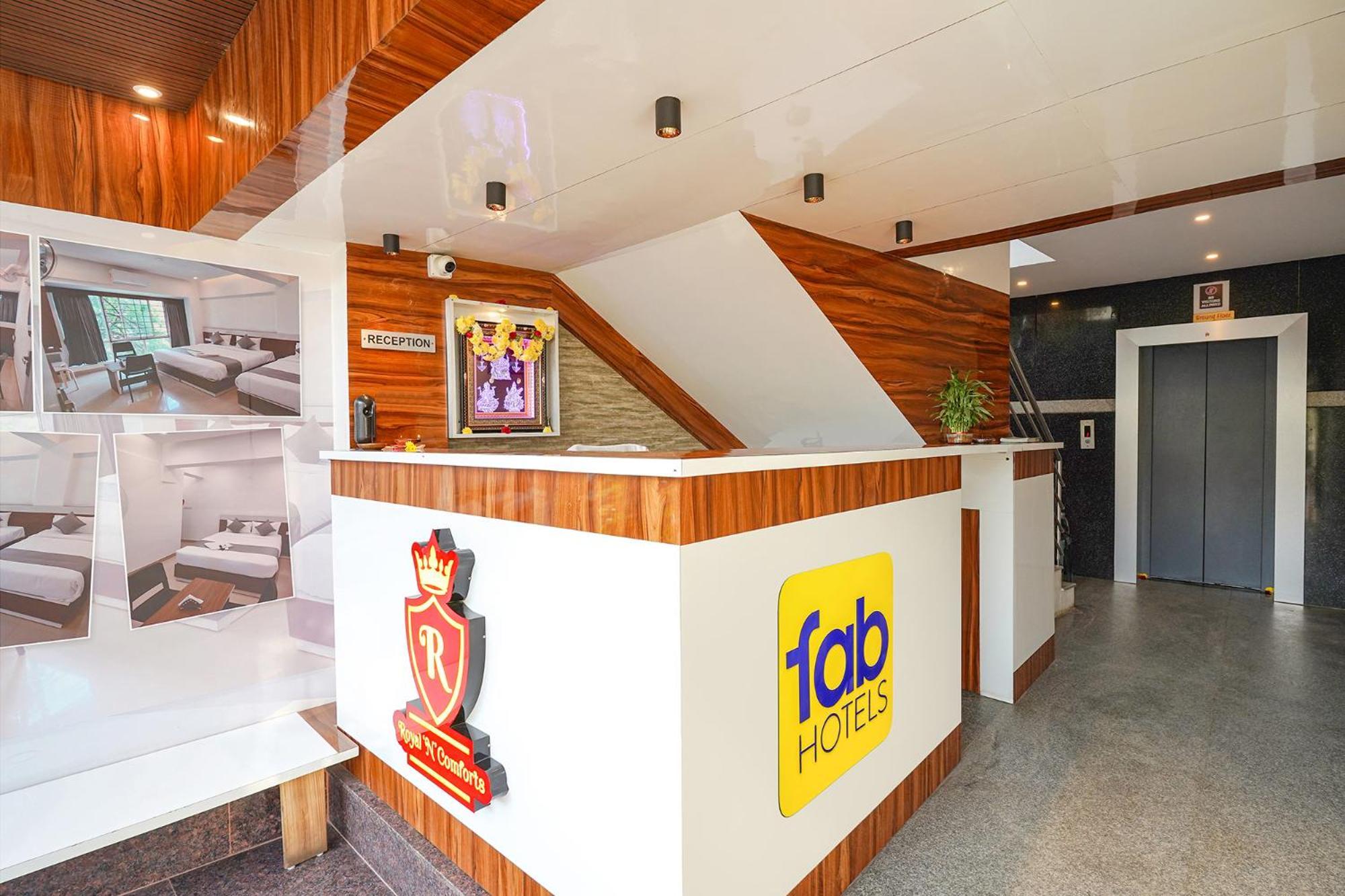 Fabexpress Royal N Comforts - Hal Old Airport Rd