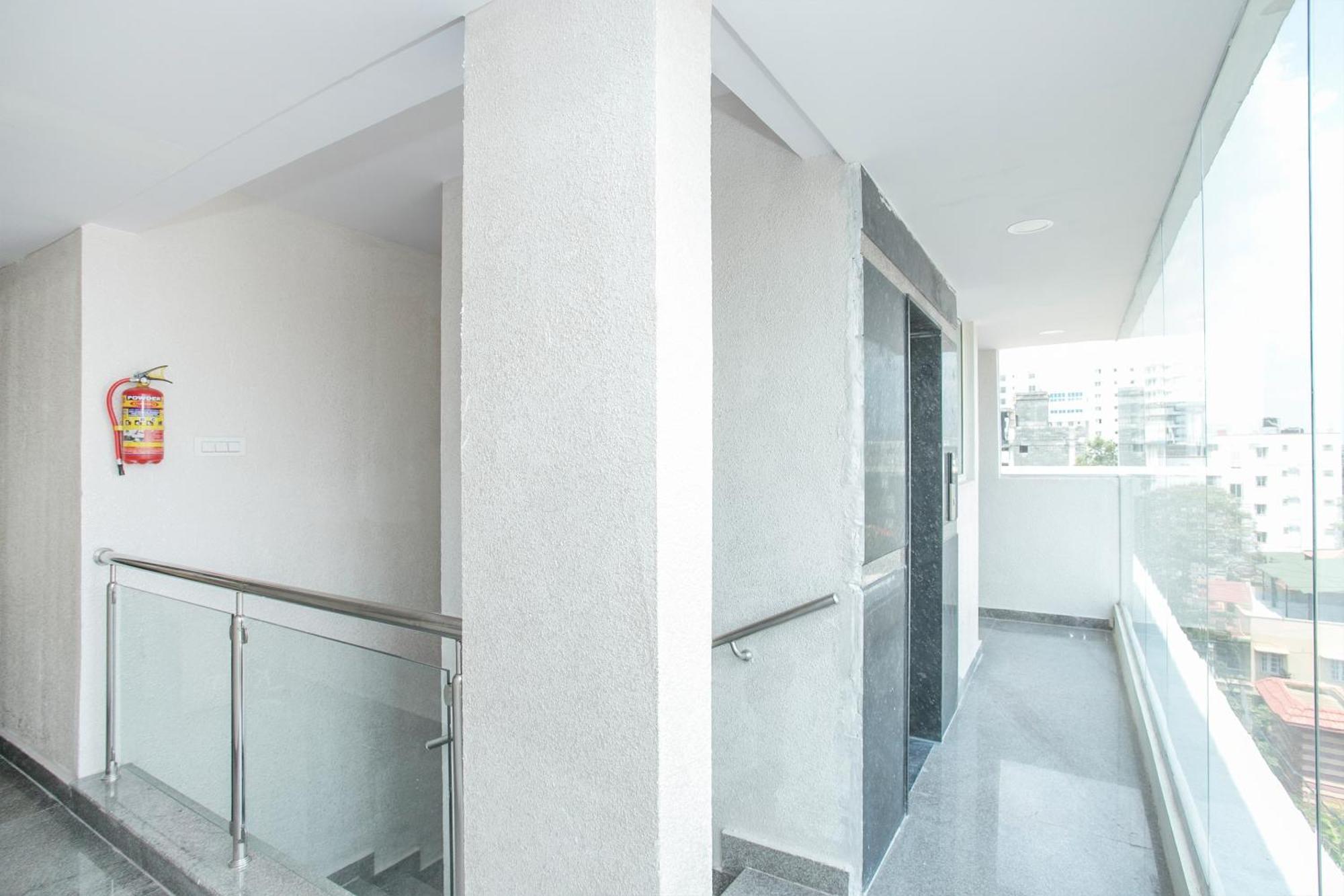 Hotel O Pmr Near Ascendas Park Square Mall Bangalore