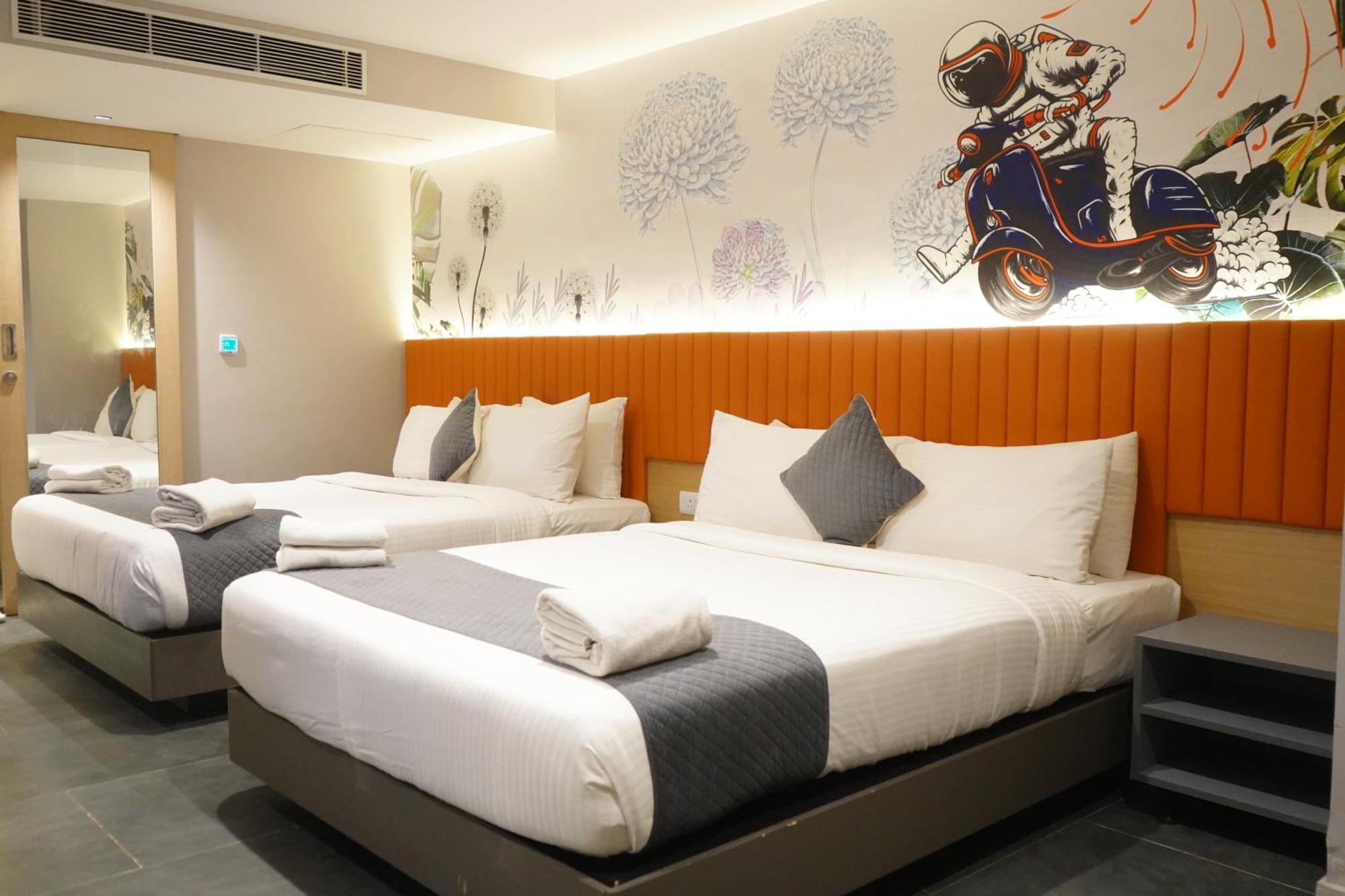 Hotel Electroniccity Bangalore