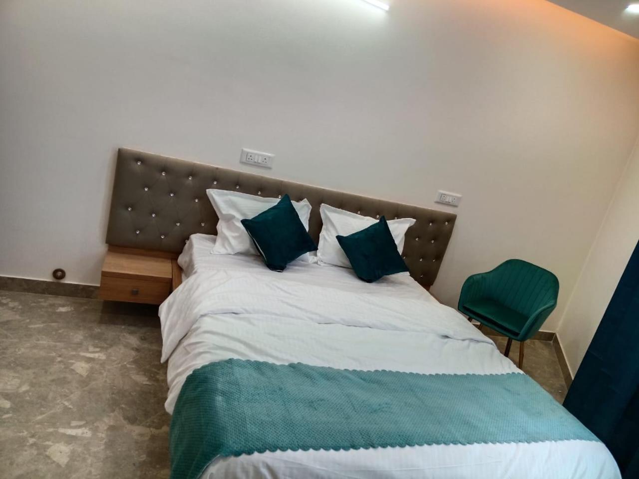 Royal 5* Bangalore