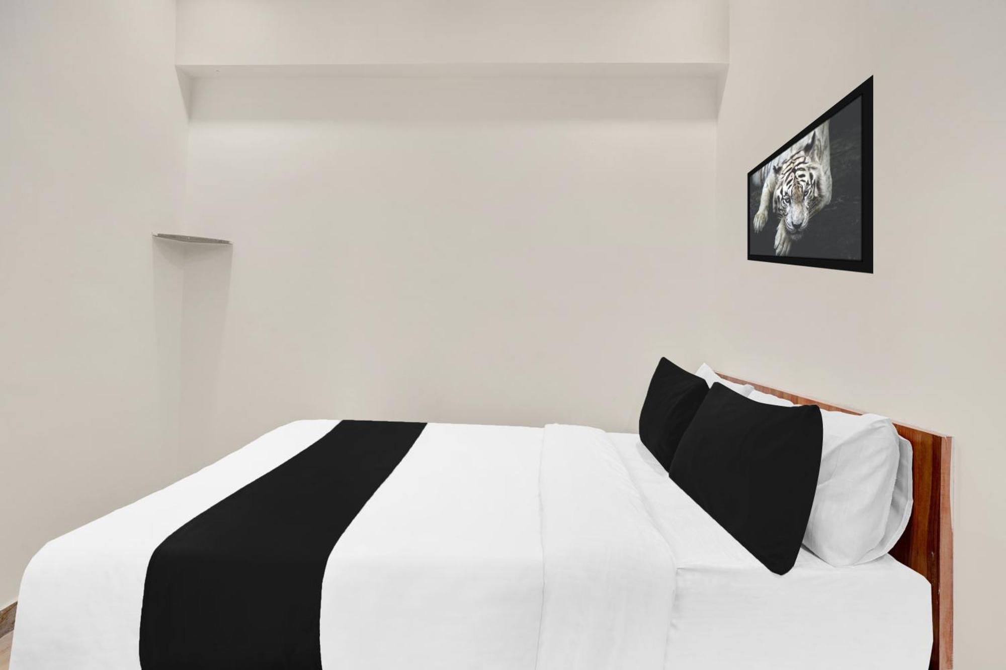 Hotel O Cm Residency