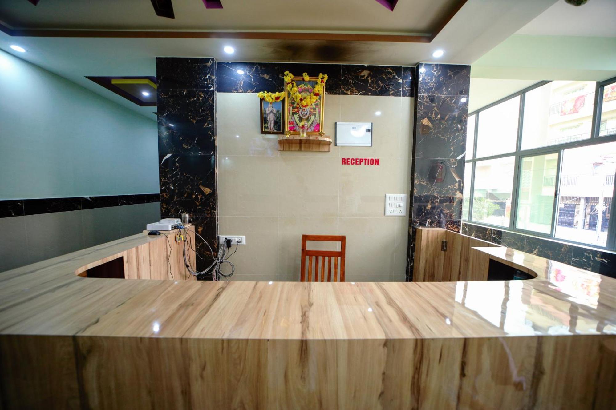 Pph Living Jai Maruthi Boarding & 3* Bangalore