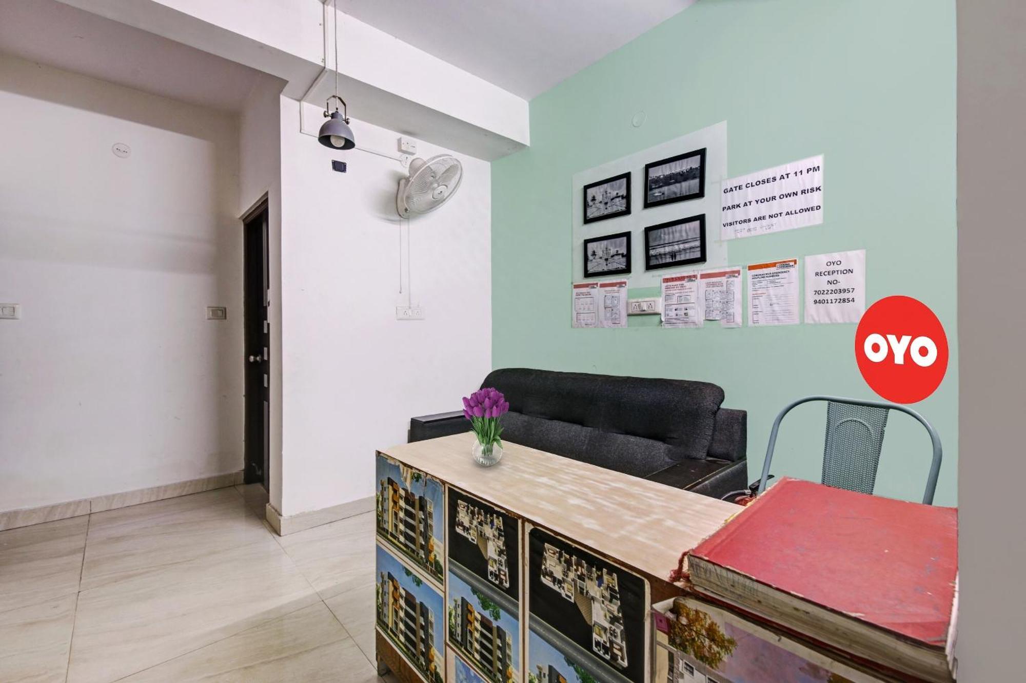 Super O Vsv Avenue Hennur Near Sri Amruth Chithra Mandira Hotel 4*