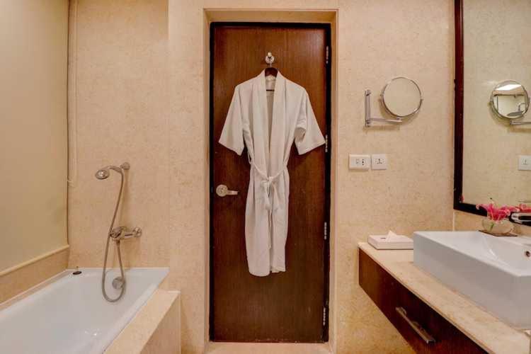 Townhouse Oak Aecs Layout Brookfield 2* Bangalore