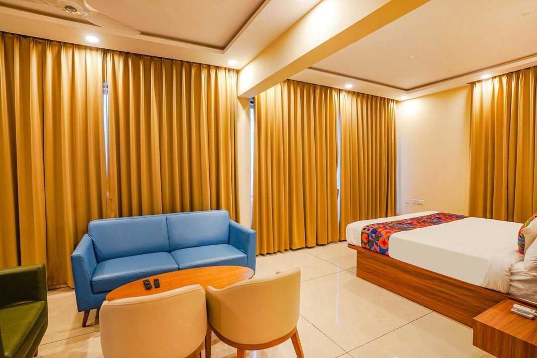 Townhouse Oak Aecs Layout Brookfield Bangalore
