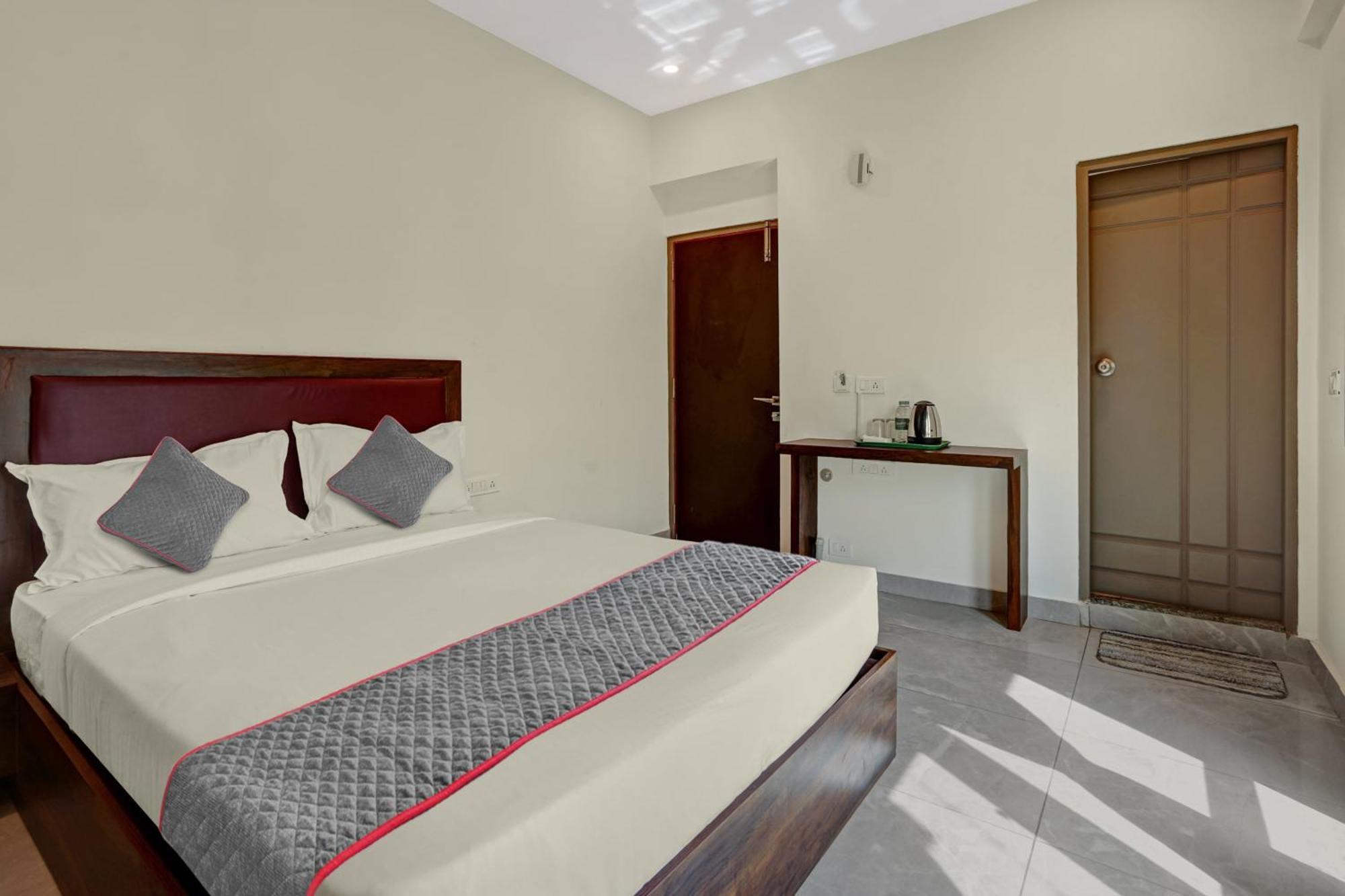 Hotel Collection O Dreams Iinn Bangalore