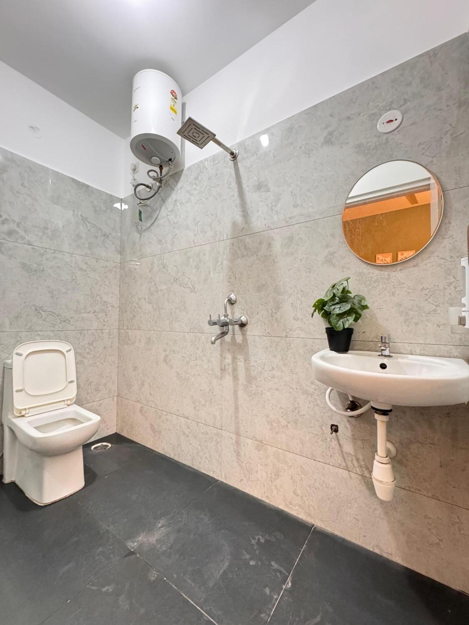 Valley Hsr Layout Apartment