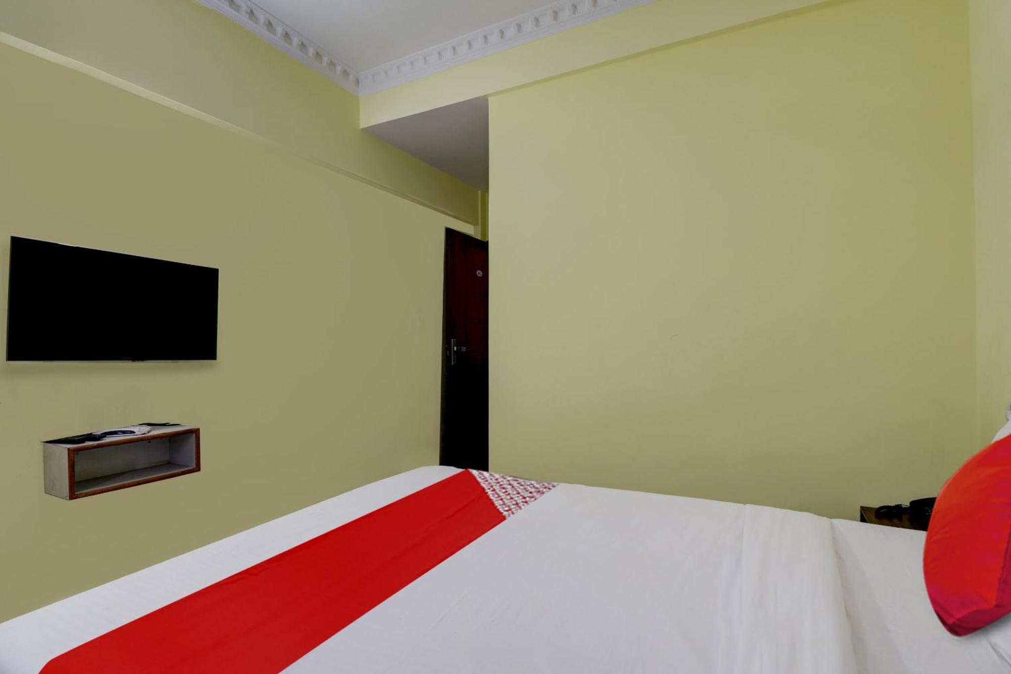 O Royal Comfort Near Cubbon Park Hotel 4*