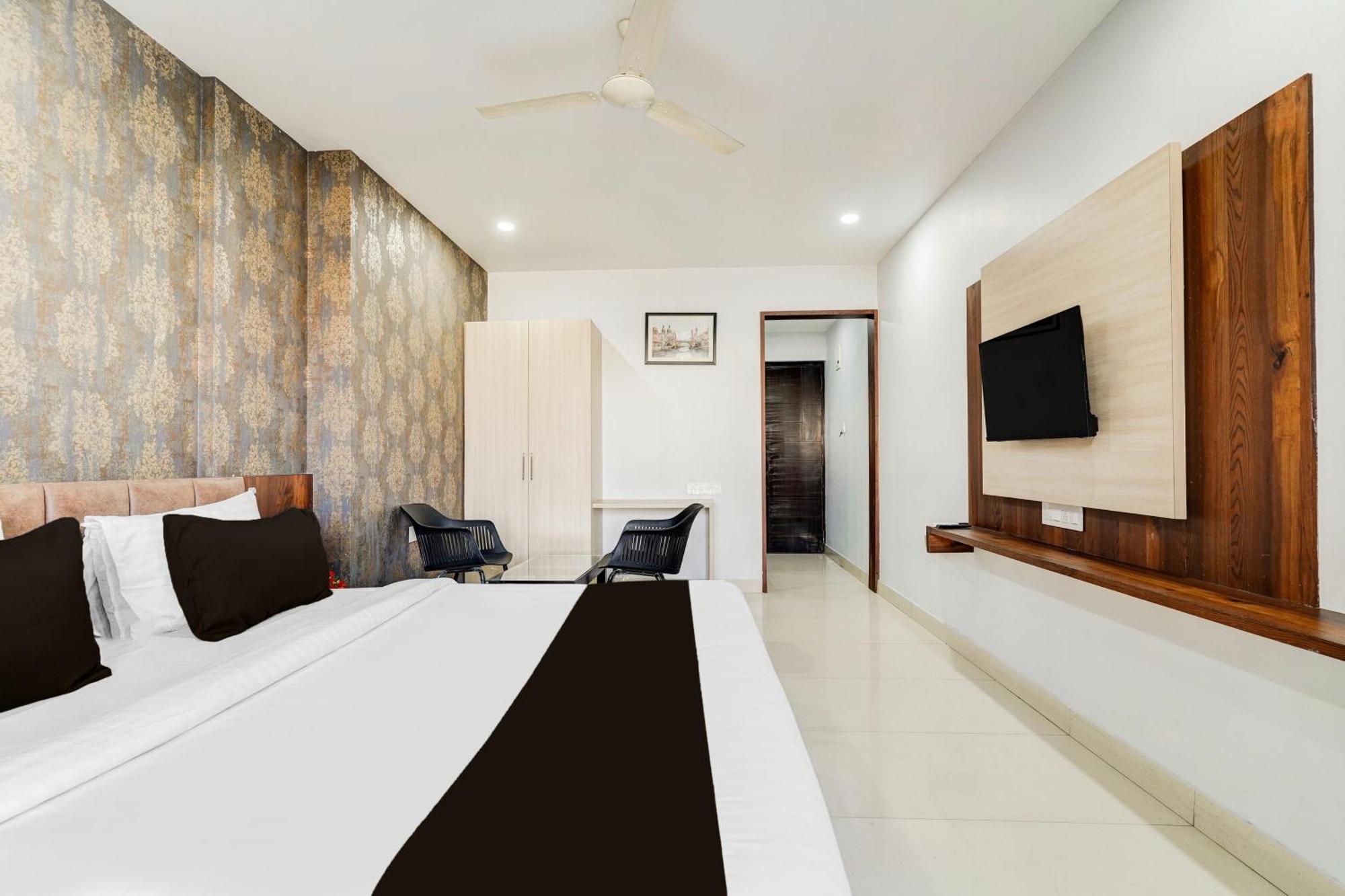 Hotel Super Townhouse Oak Dlf Newtown