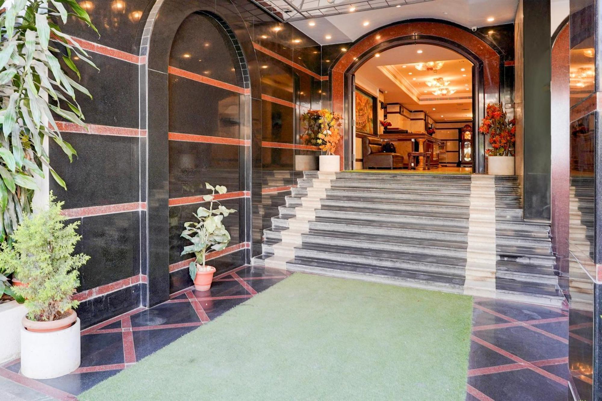 Hotel Super Townhouse Civil Aviation Hal Road