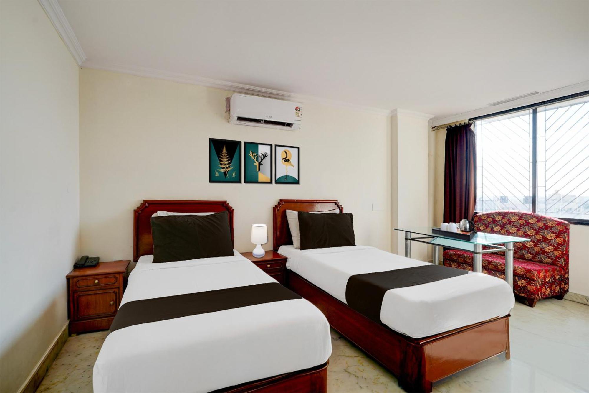 Super Townhouse Civil Aviation Hal Road Hotel 3*