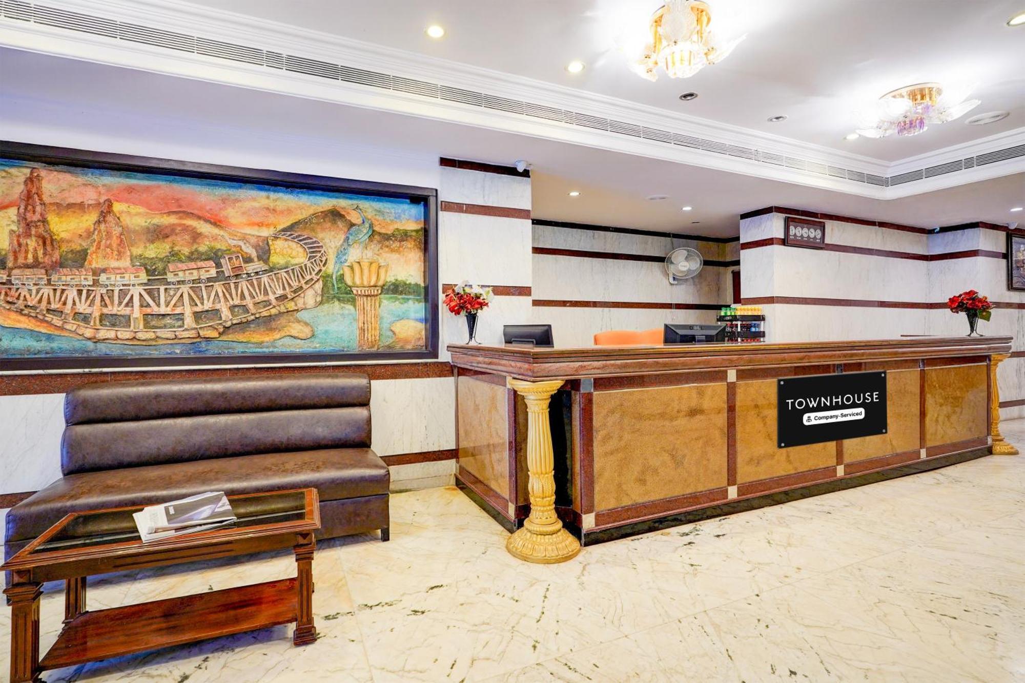 Super Townhouse Civil Aviation Hal Road 3*