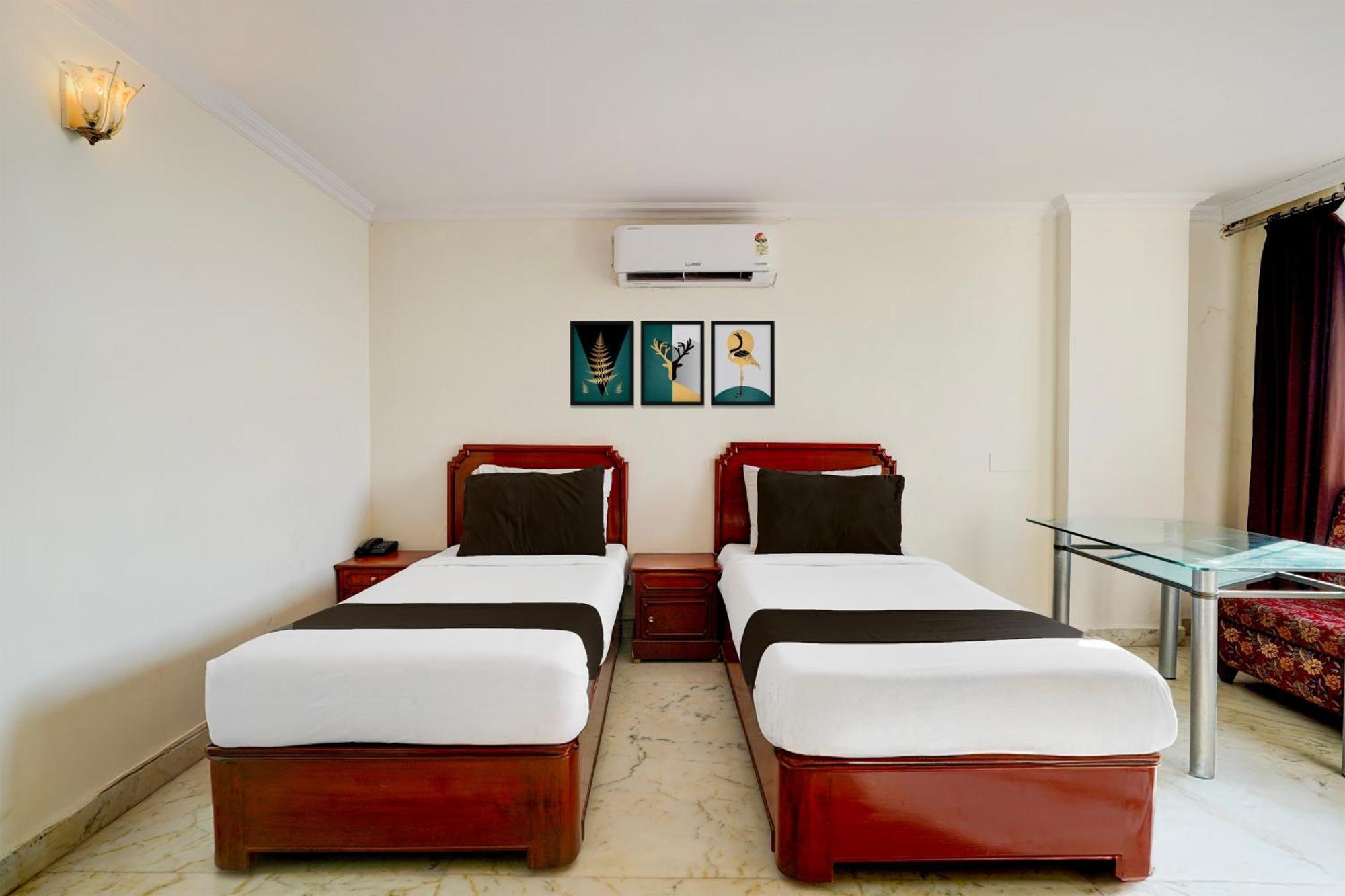 Super Townhouse Civil Aviation Hal Road 3* Bangalore
