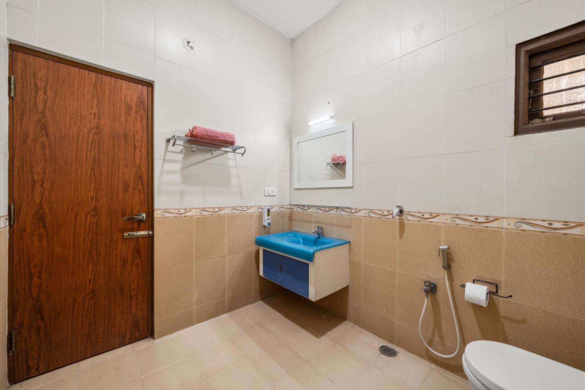 Splendor Lux 5 Bhk By Susan Villa Bangalore