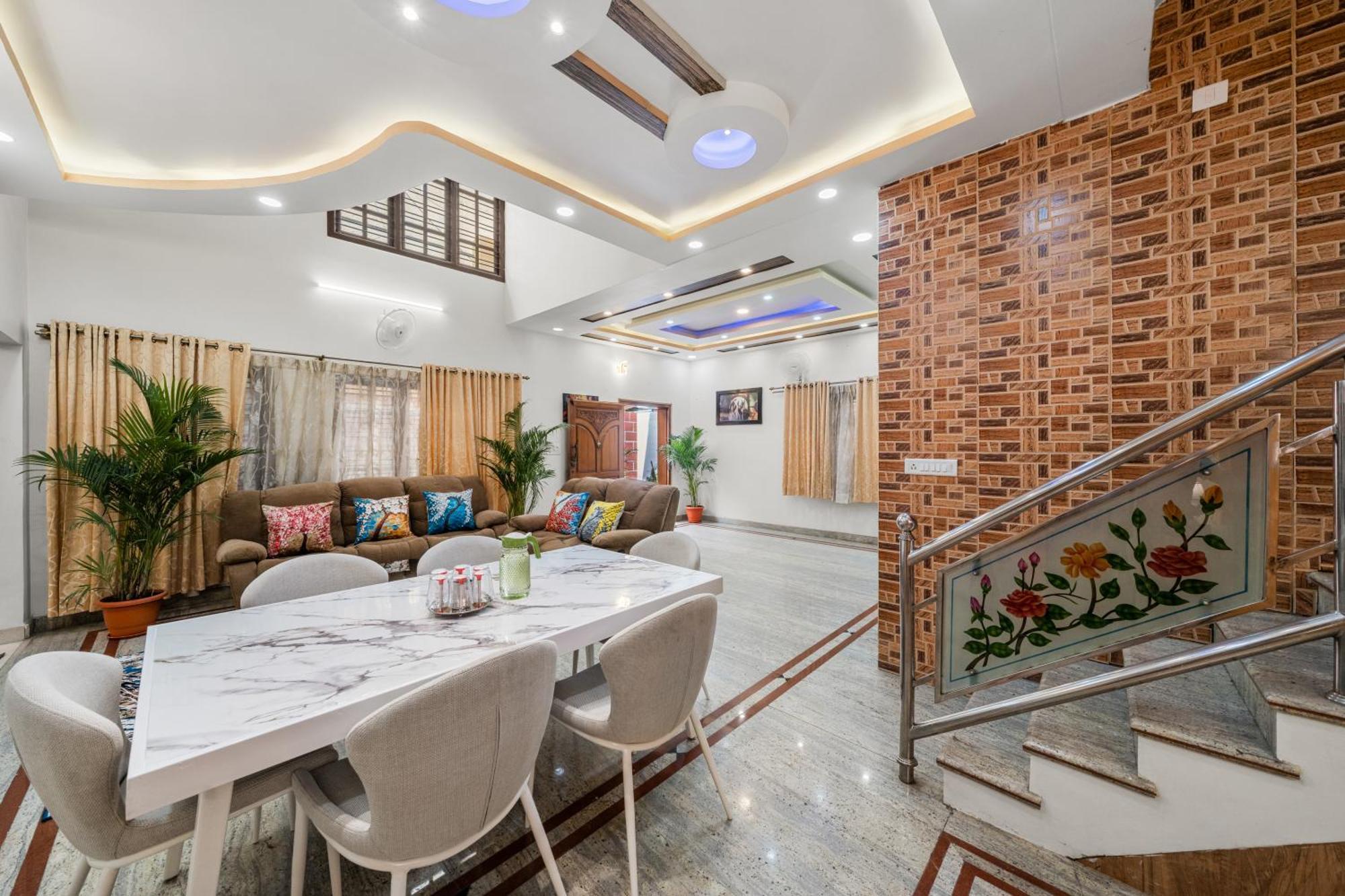 Villa Splendor Lux 5 Bhk By Susan Bangalore