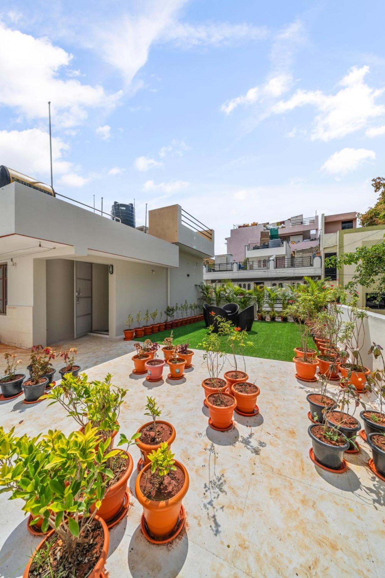 Splendor Lux 5 Bhk By Susan *