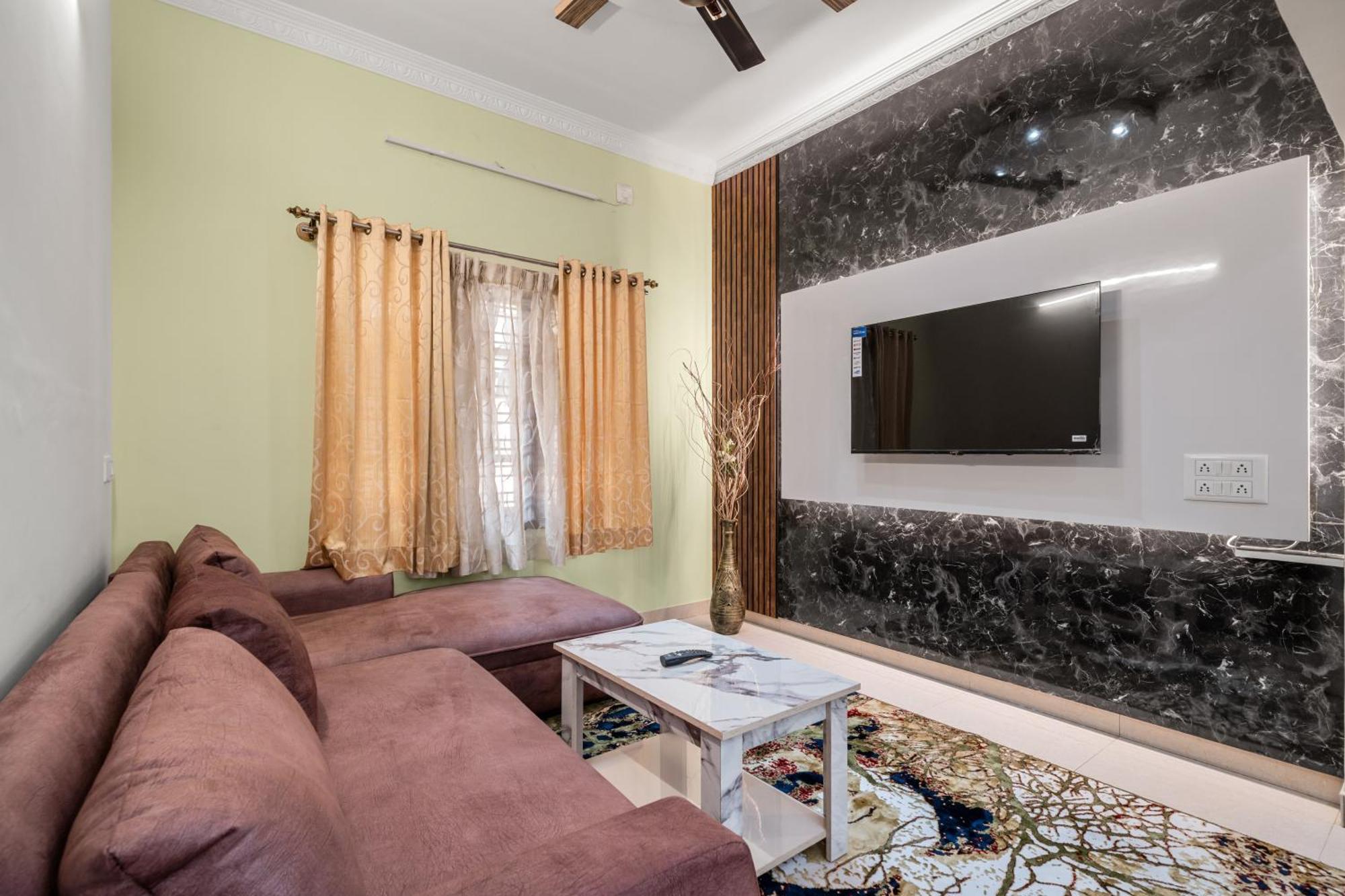 Splendor Lux 5 Bhk By Susan Villa