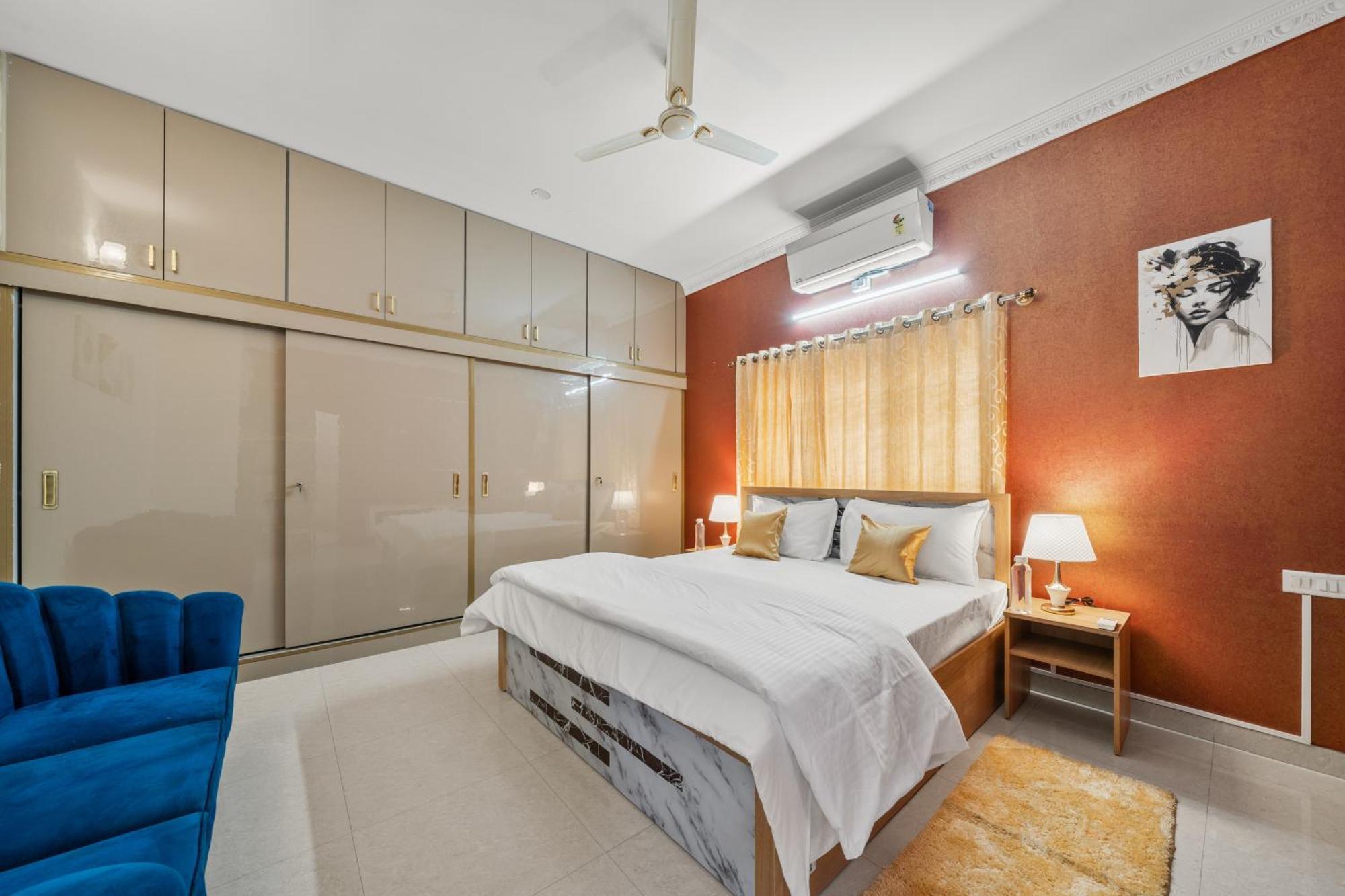 Splendor Lux 5 Bhk By Susan * Bangalore