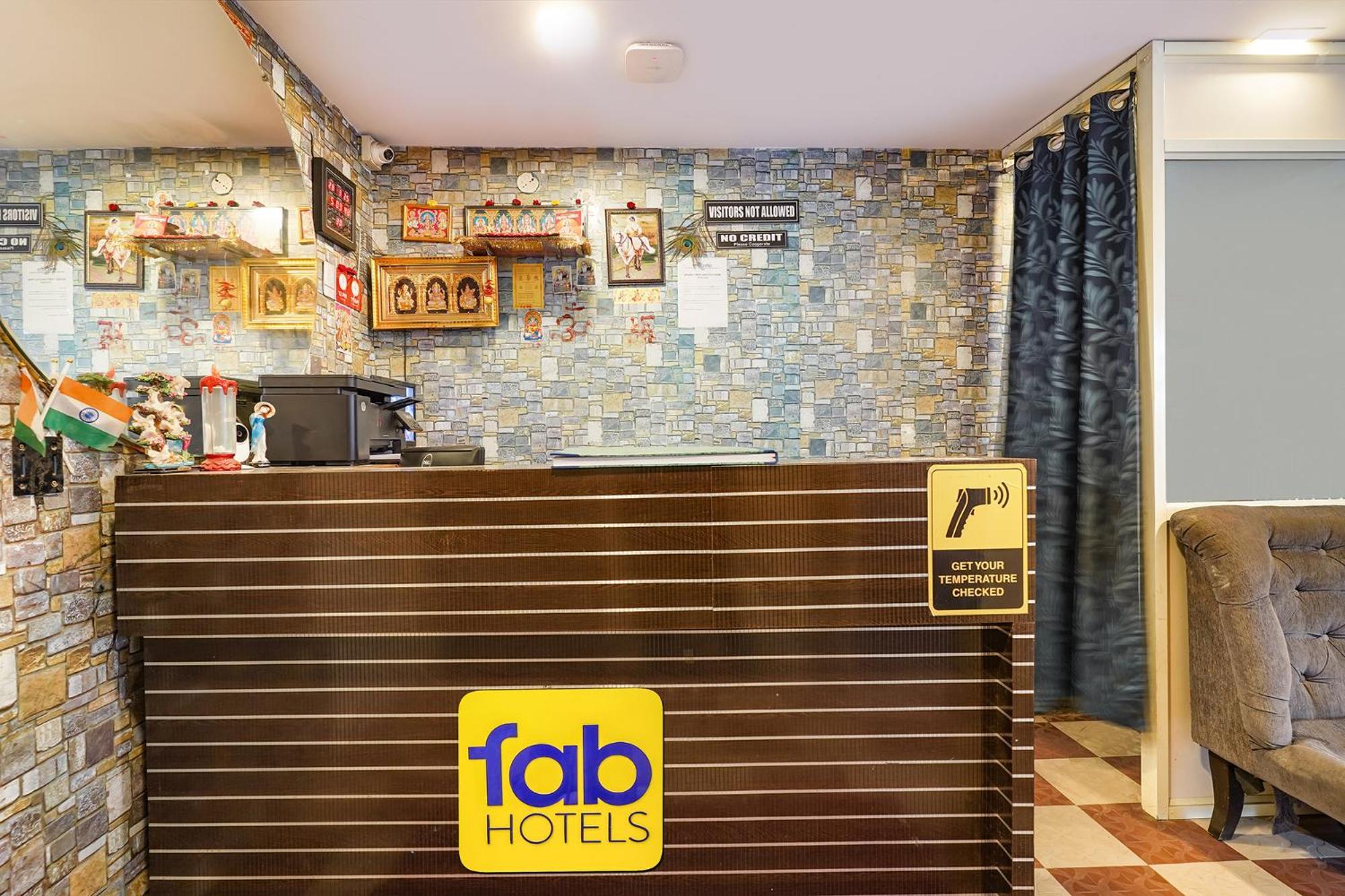 Fabexpress Kings I Hotel Bangalore