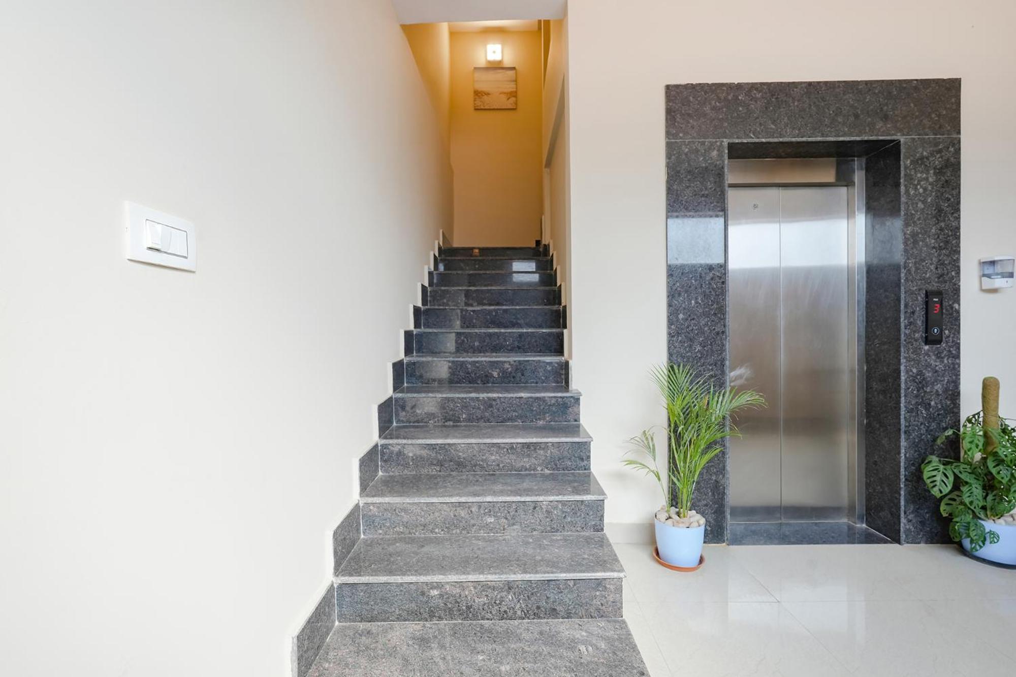Fabhotel La Palma - Nr Rmz Eco World Bangalore