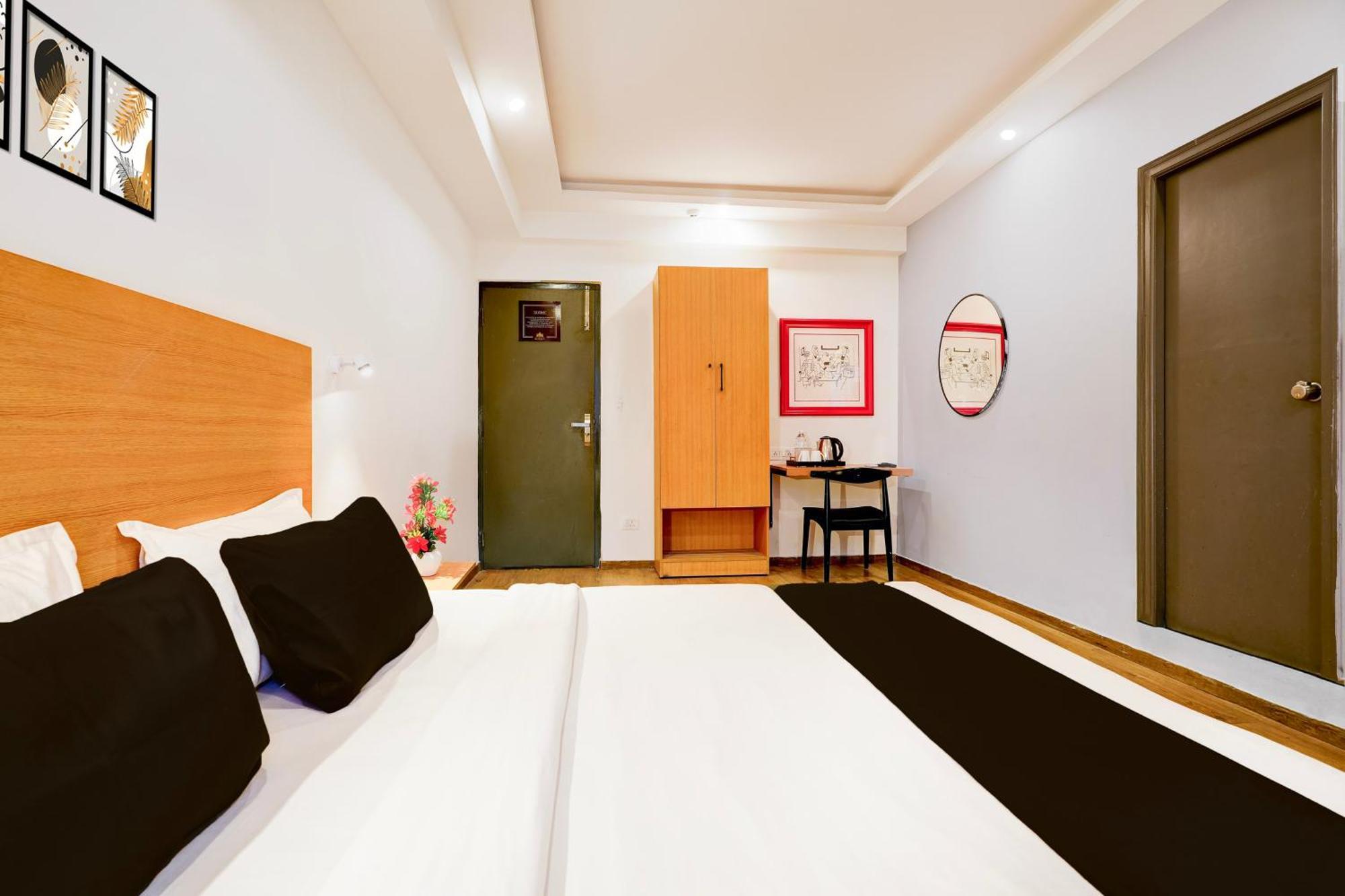 Hotel Super Townhouse Jayanagar 4*