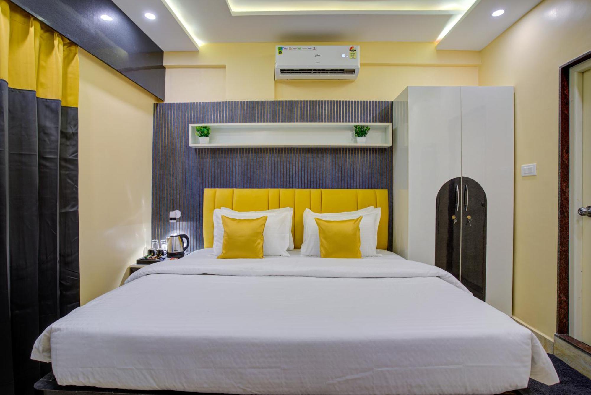 Meet Me At Hotel