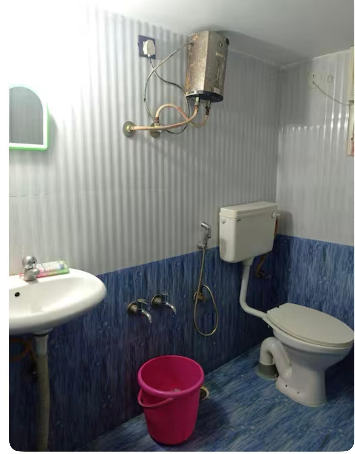 Cozy1room,dinky Kitchn,spacious Terace-austin Town * Bangalore