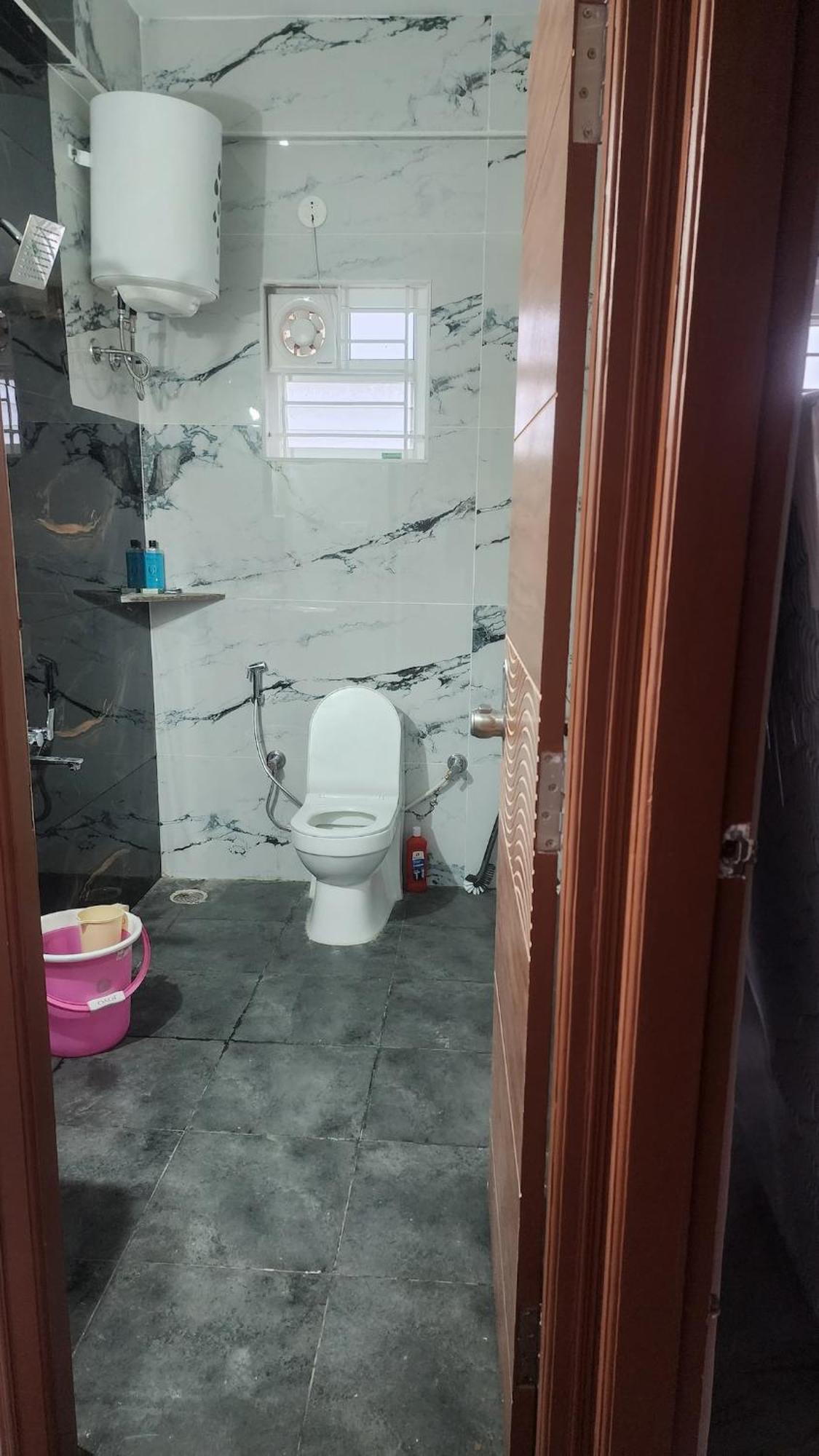 Modern With Balcony - Electronic * Bangalore