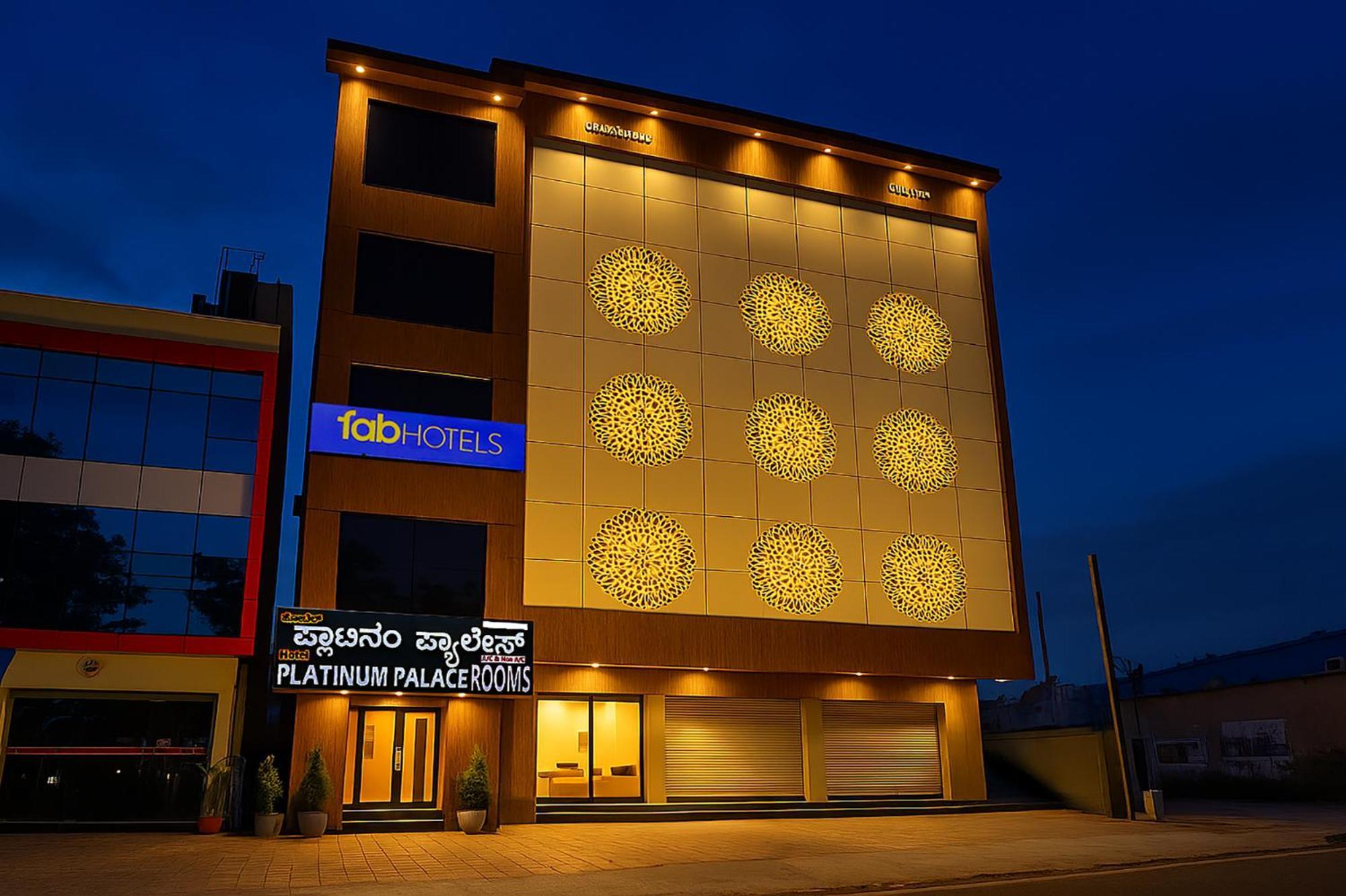 Fabhotel Platinum Palace - Nr Magadi Main Road 3*