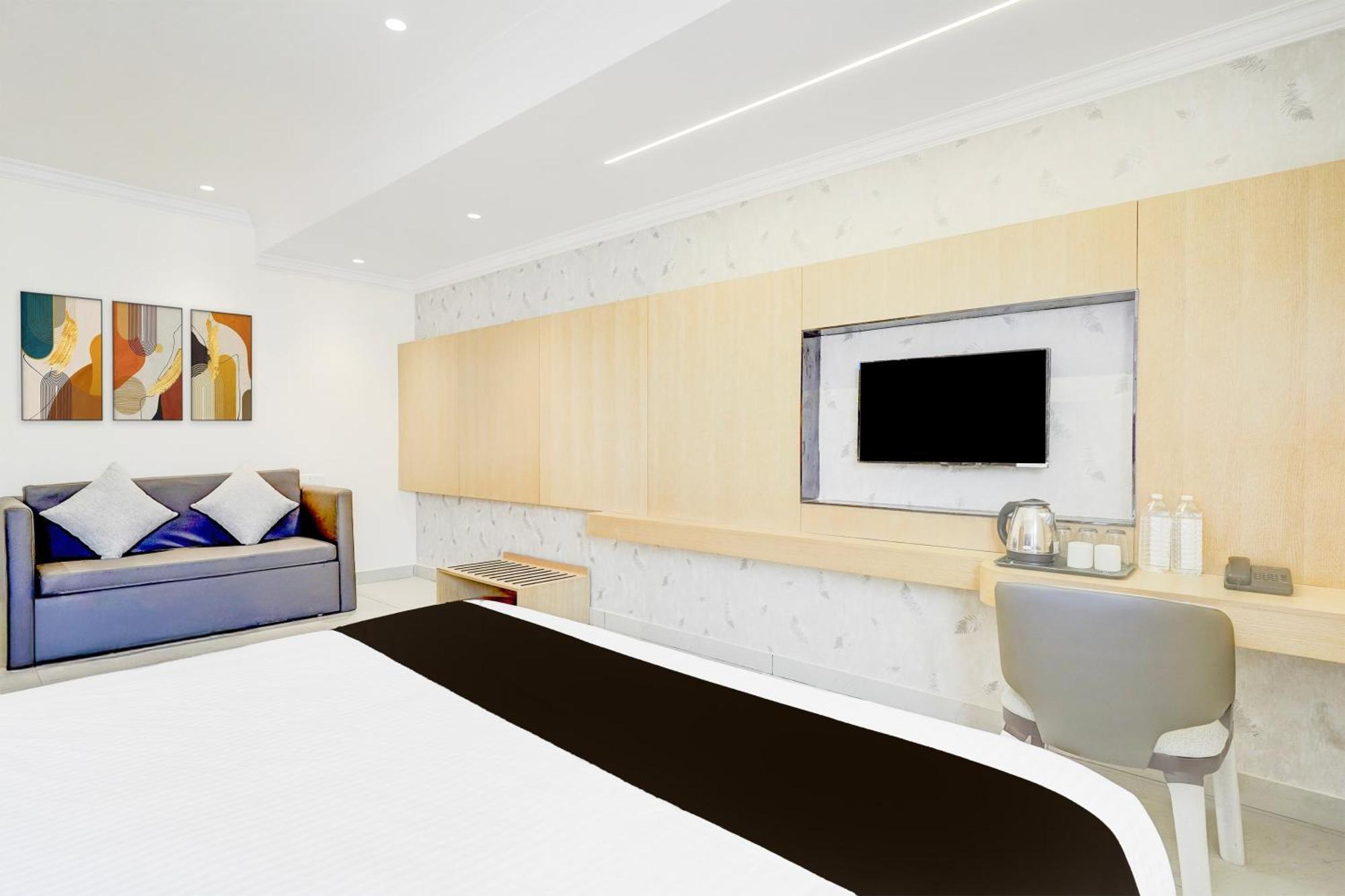 Hotel Townhouse Oak Aecs Layout Brookfield Bangalore