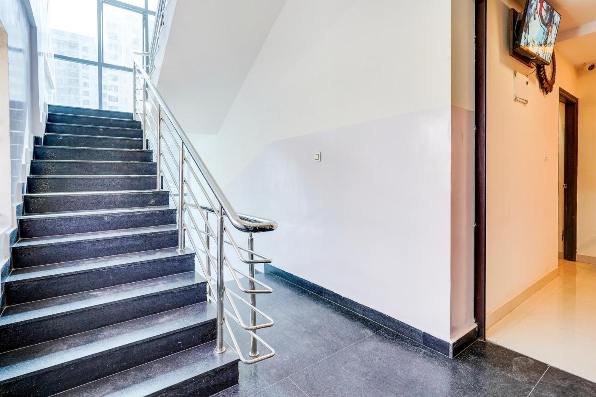 Hotel O Sri Balaji Residency