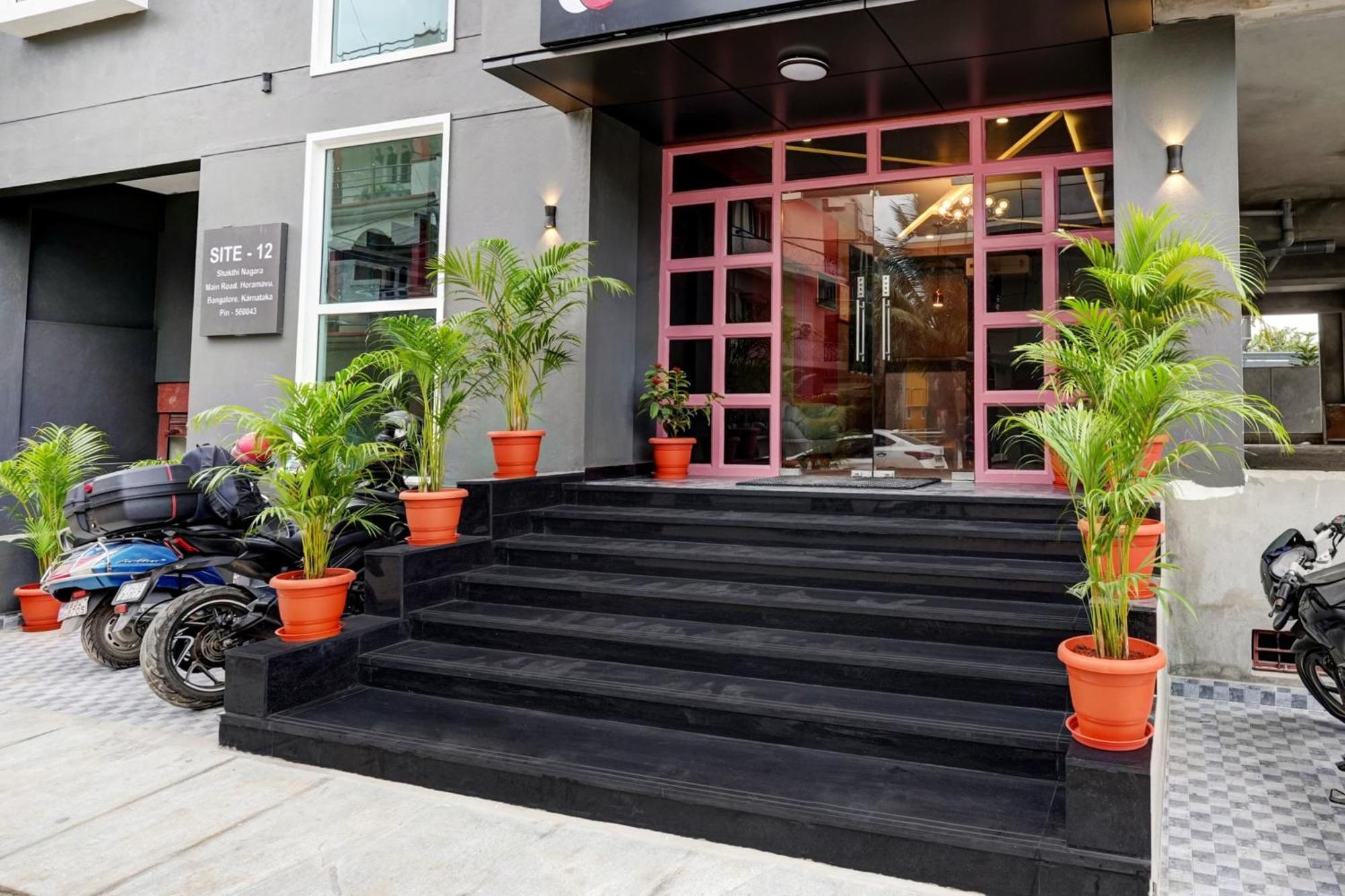 O East Land Hotel 4*