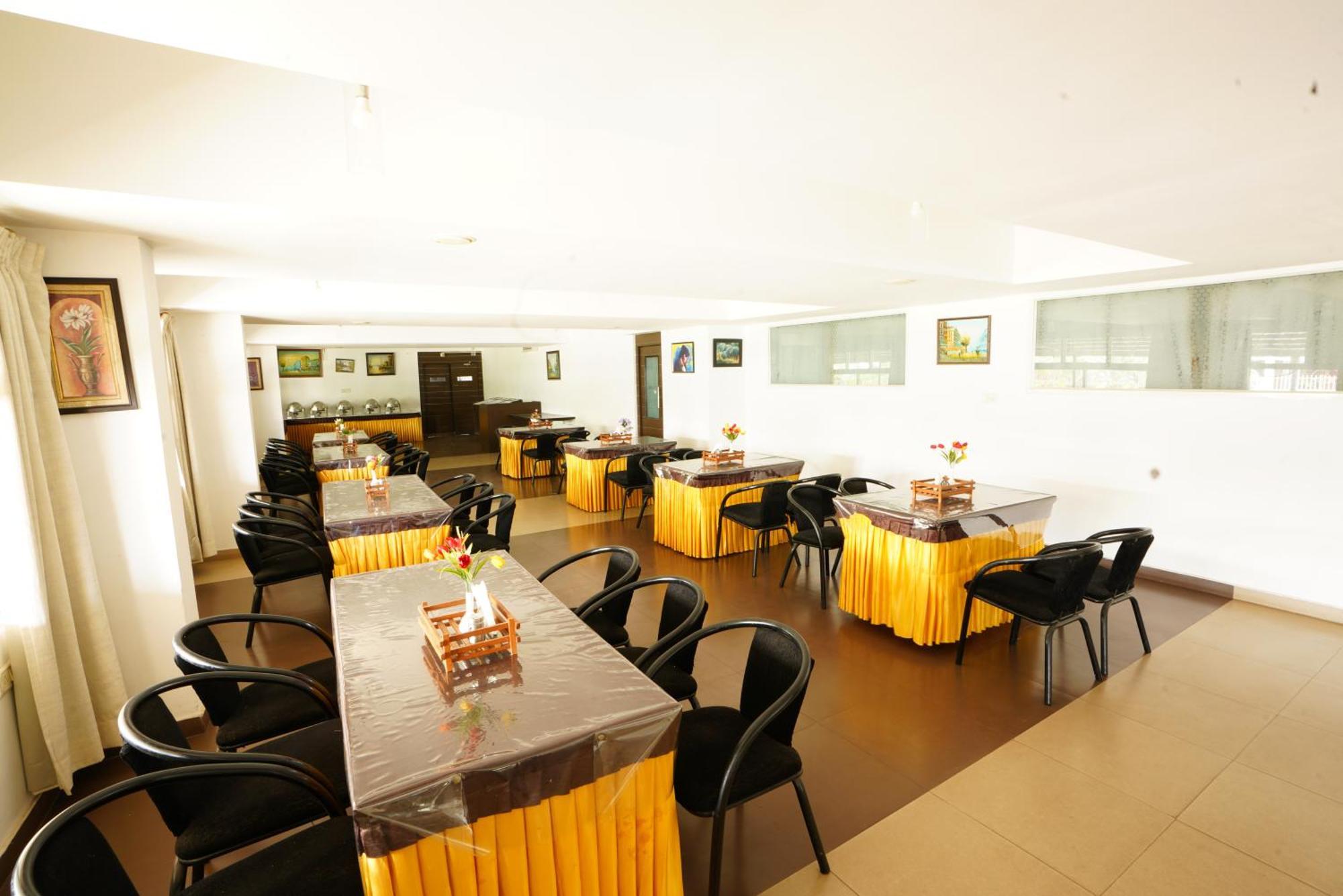 Grand Bee By Bestinn Leisure, Yeshwanthpur Junction Bangalore