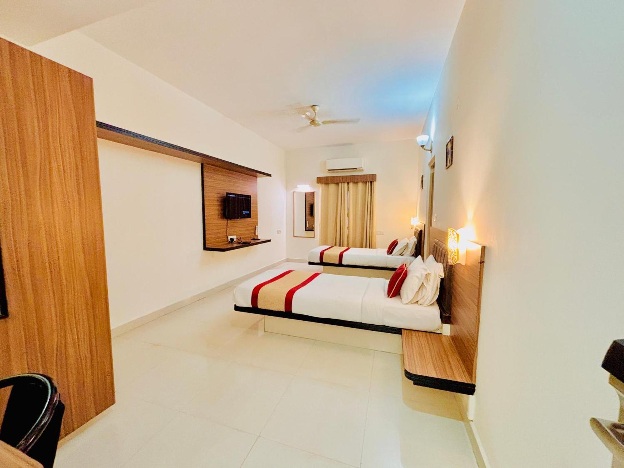 Grand Bee By Bestinn Leisure, Yeshwanthpur Junction