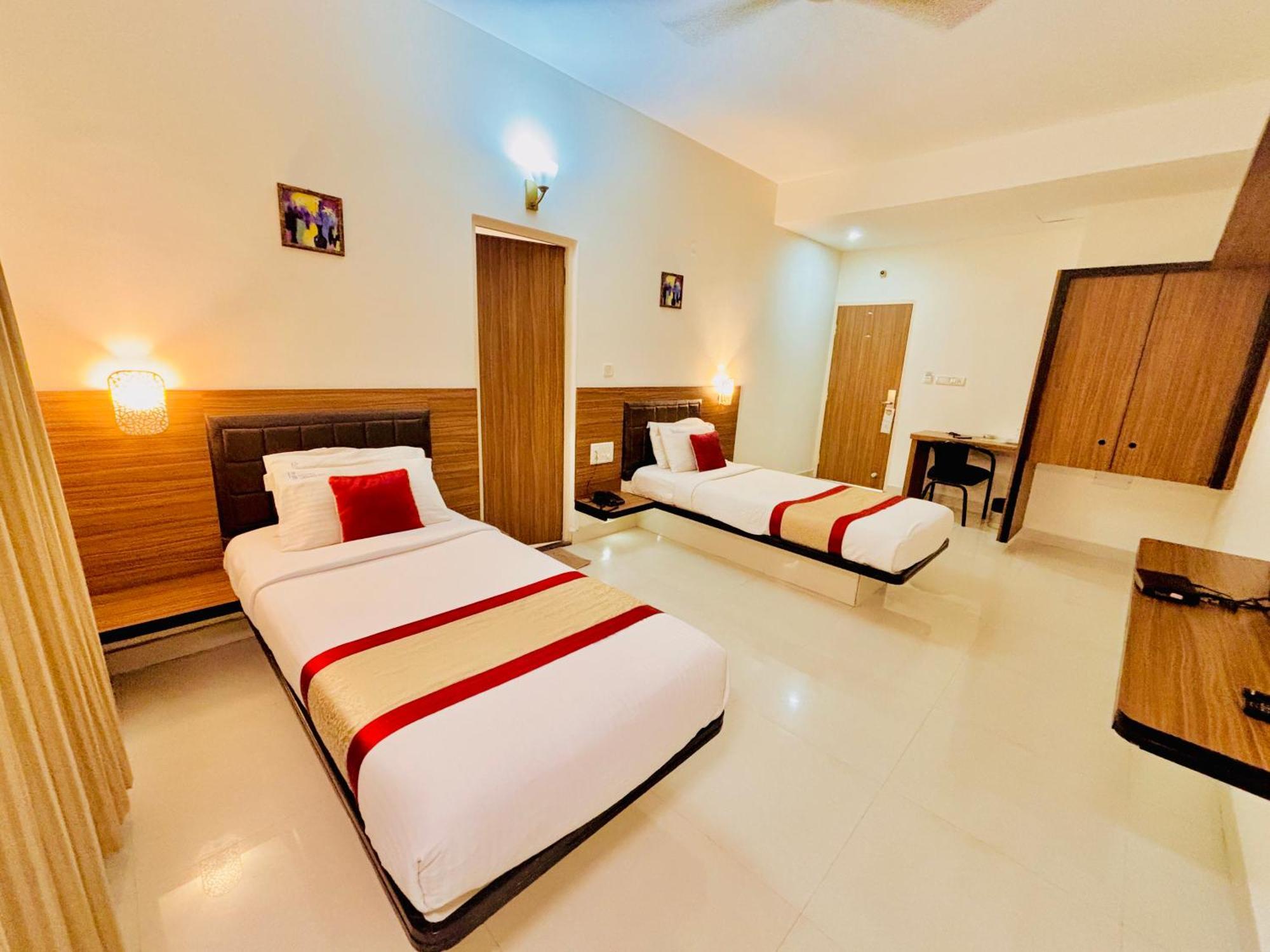 Grand Bee By Bestinn Leisure, Yeshwanthpur Junction 4*