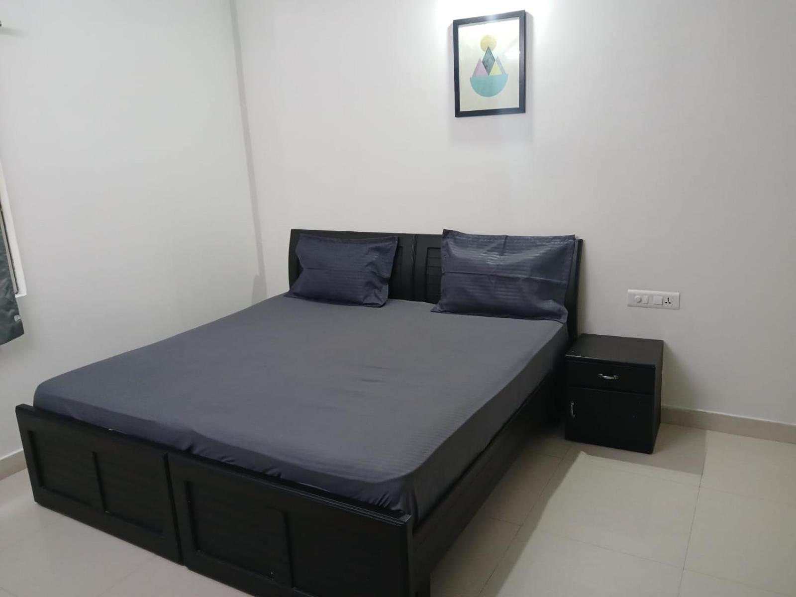 Apartment Housr Garrett Hebbal Near Manyata Tech Park Bangalore