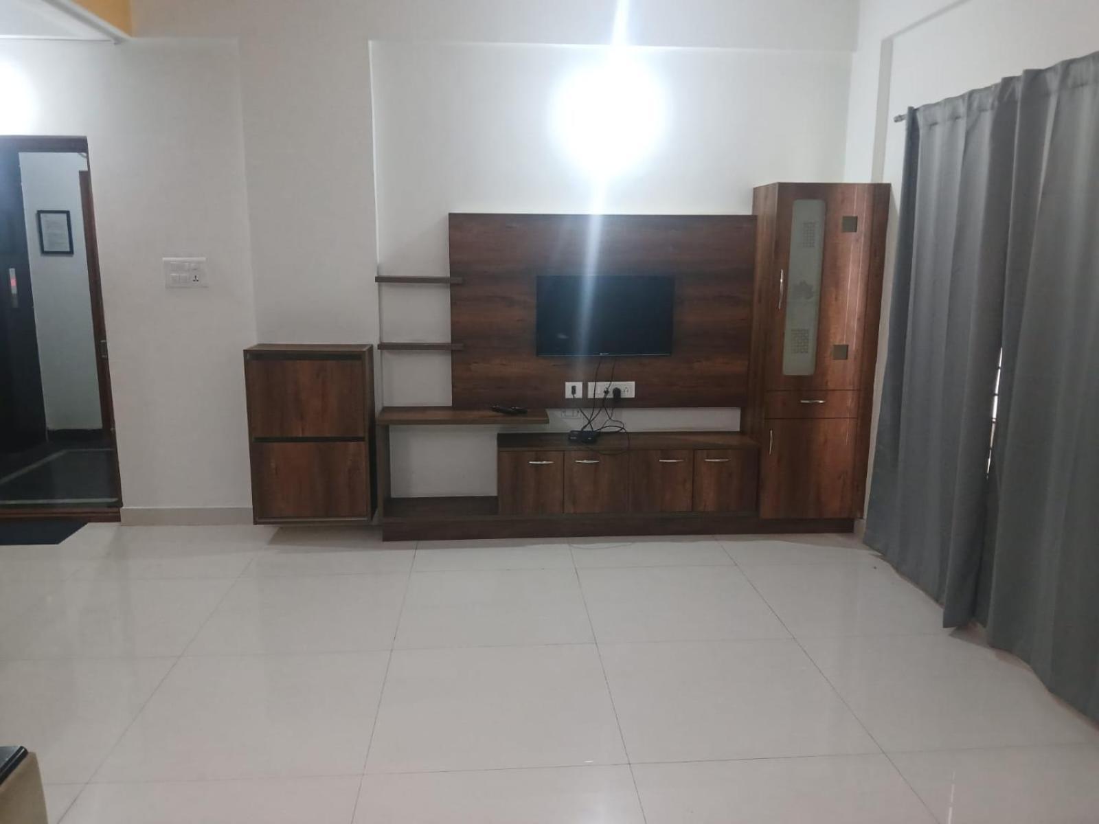 Housr Garrett Hebbal Near Manyata Tech Park