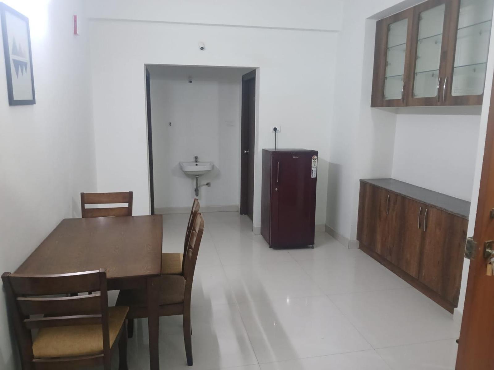 Housr Garrett Hebbal Near Manyata Tech Park Bangalore