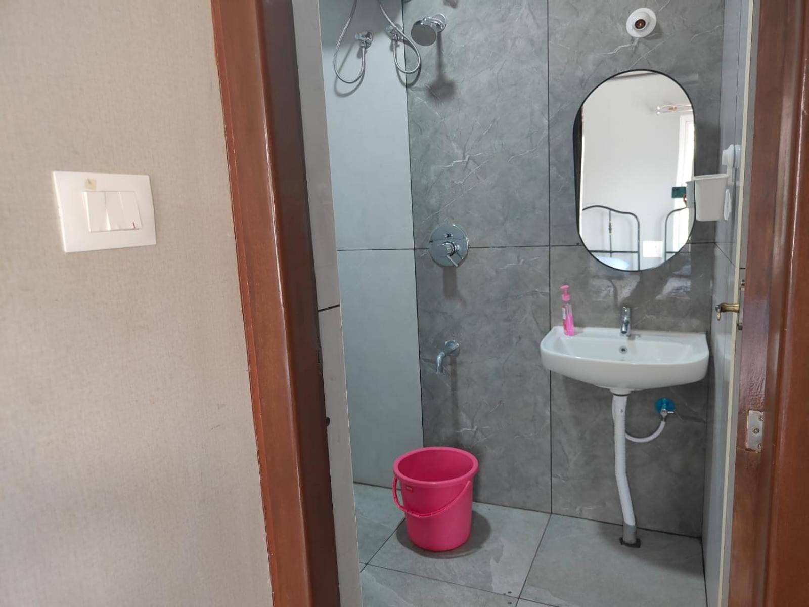 Isiri Service * Bangalore