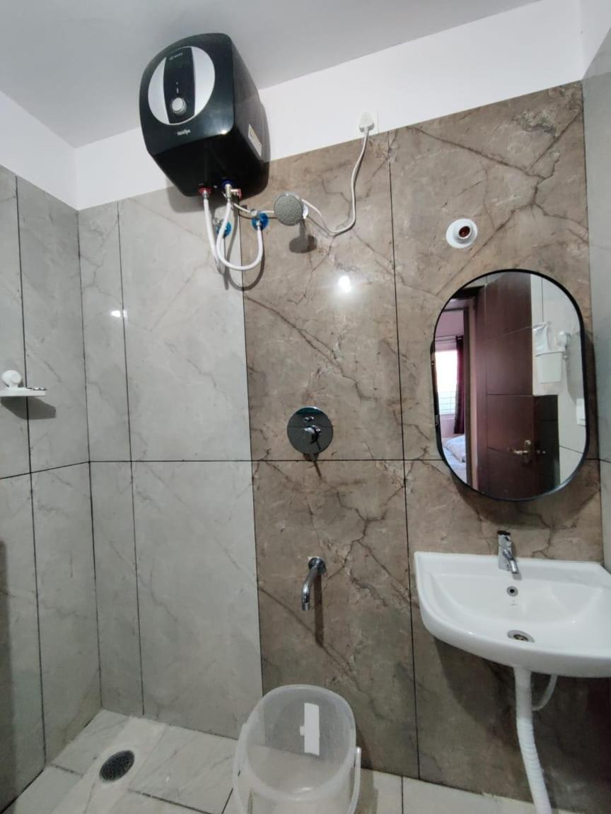 Isiri Service * Bangalore