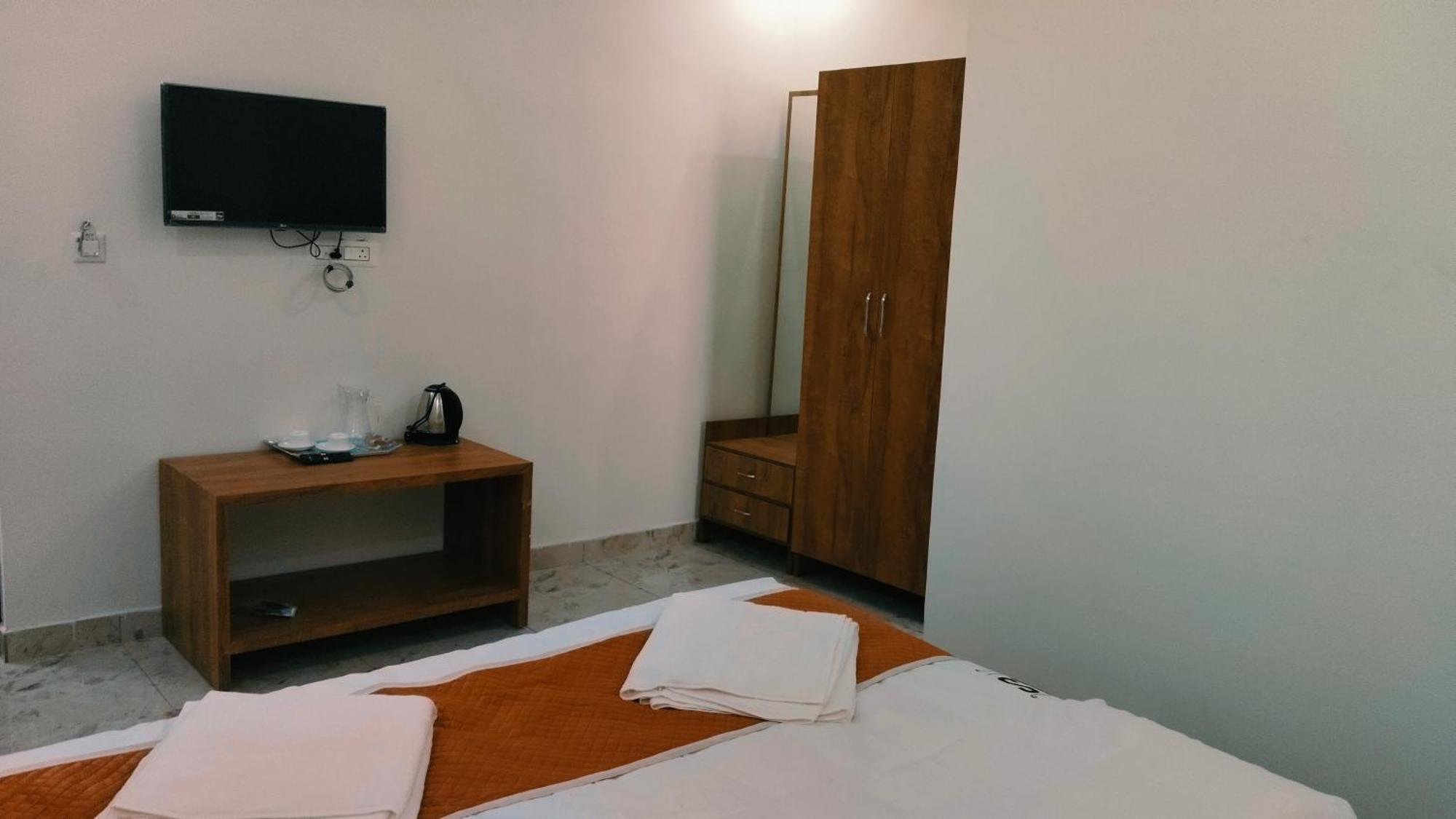Hotel Banaras Spirits